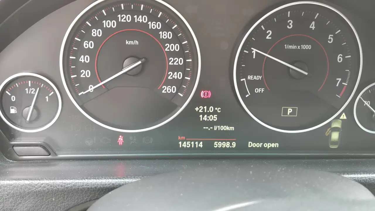 BMW 3 Series photo BMW 3 Series