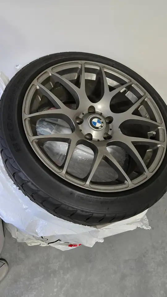 BMW 3 Series photo BMW 3 Series