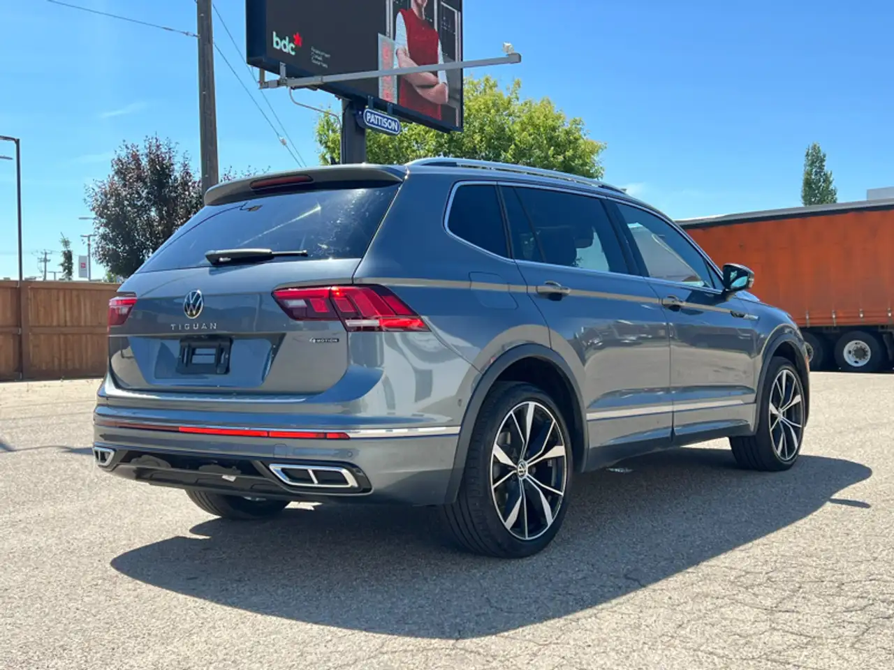 Volkswagen Tiguan снимка Volkswagen Tiguan