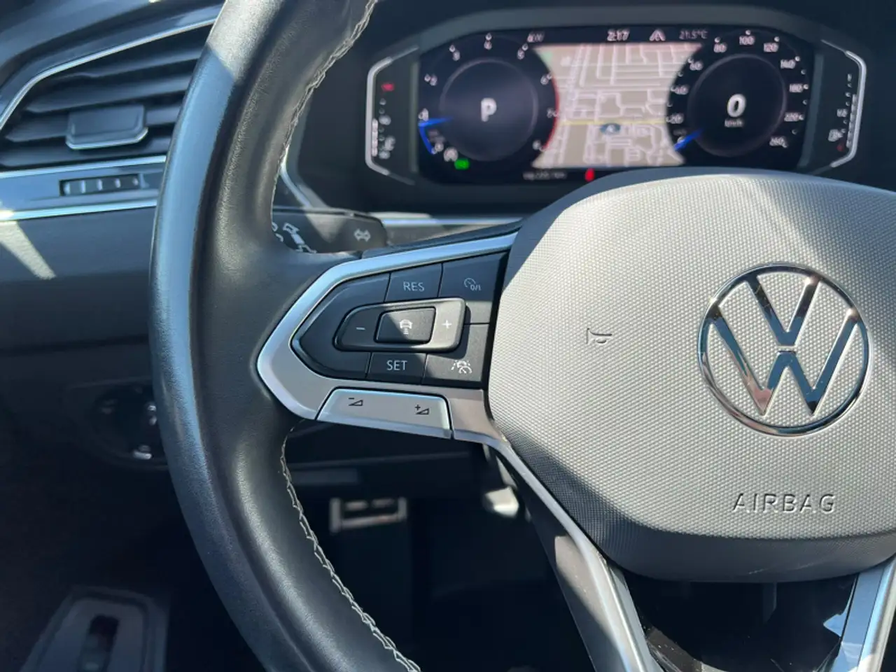 Volkswagen Tiguan снимка Volkswagen Tiguan