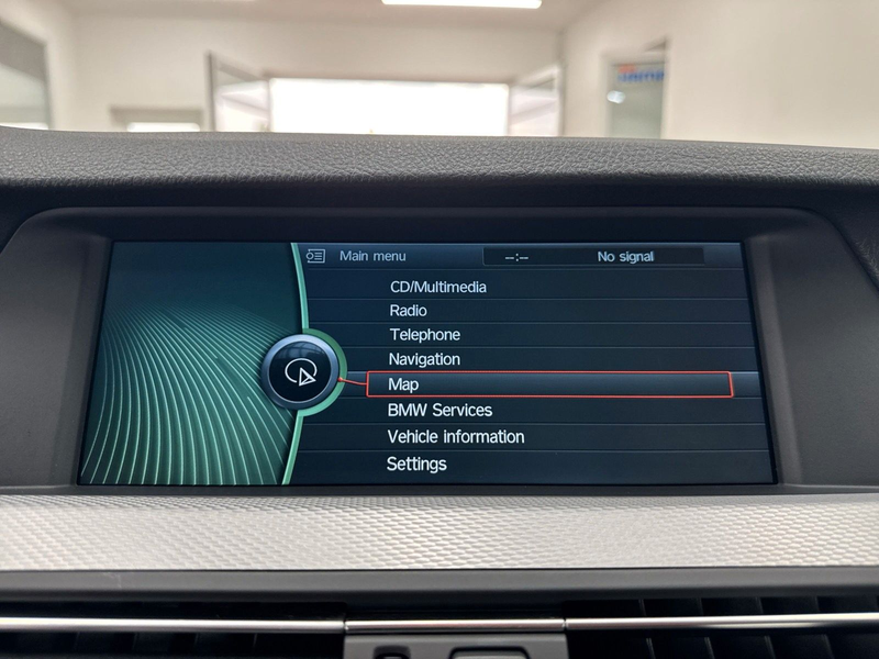 BMW 535 i Lim. M-Paket 306PS *XEN*Hi-Fi*LEDER*KAM*TOP — photo 12
