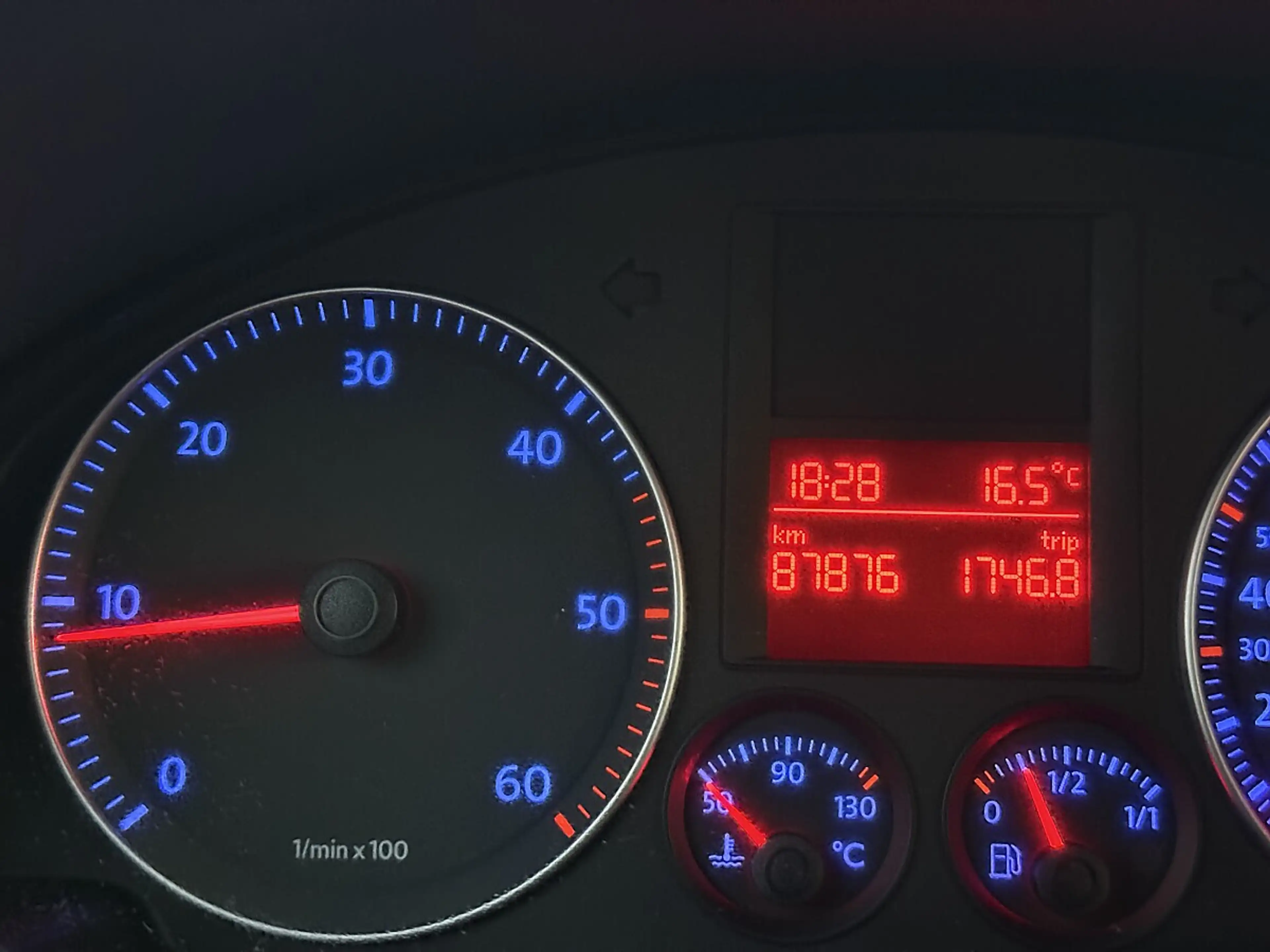 Volkswagen Golf R abbit 1,9 TDI DPF*** Neue Pickerl nur 87Tkm Fin... — photo 11