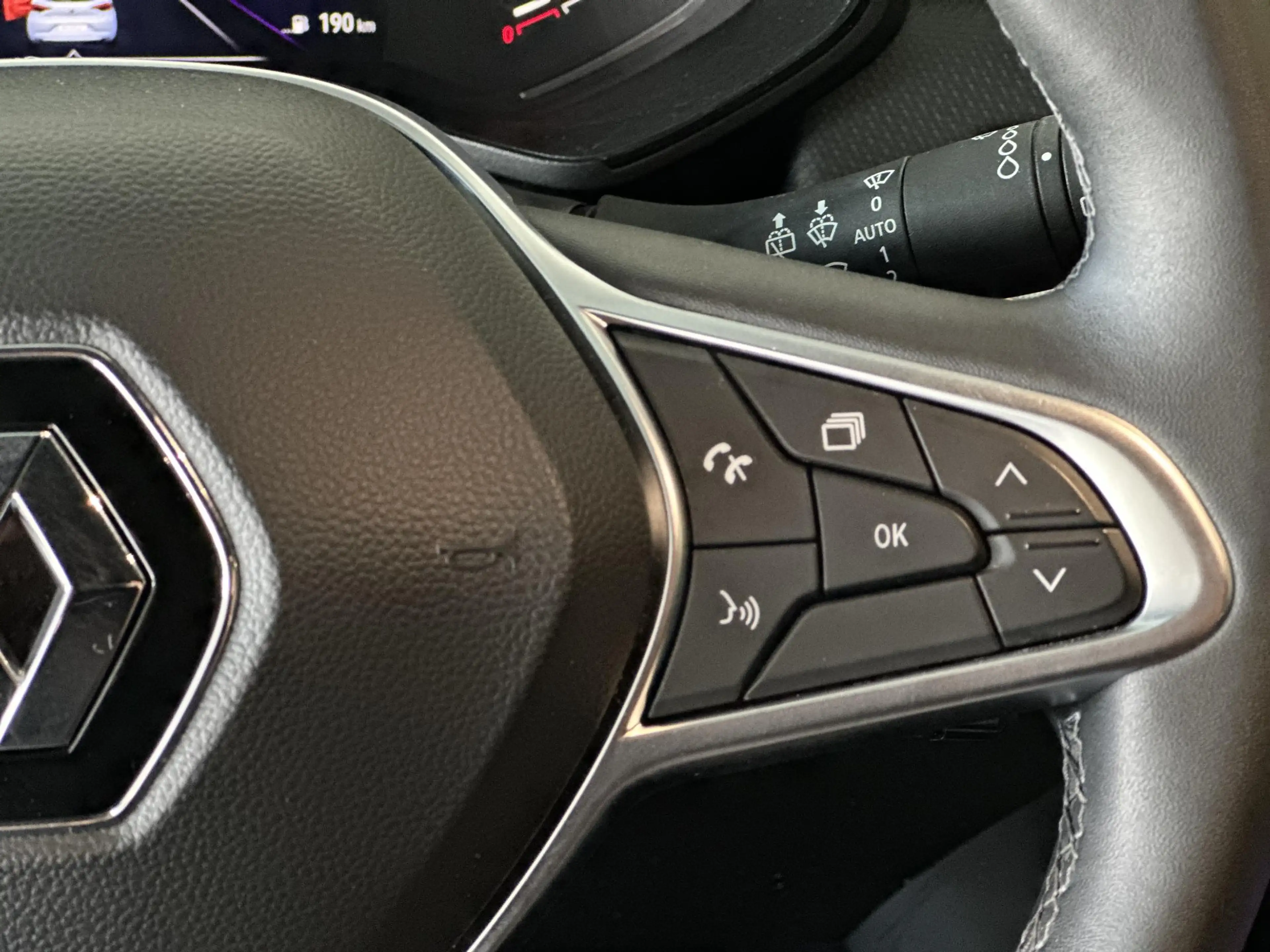 Renault Clio 1.0 TCe 90 Techno | Sfeerverlichting | Achteruitri — photo 12
