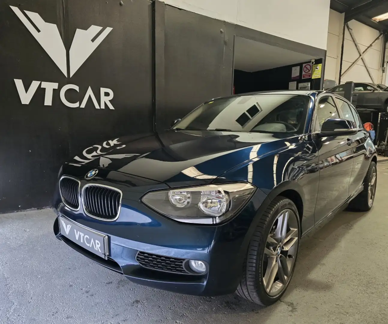 BMW 116 116d Efficient Dynamics Edition Bleu - 1