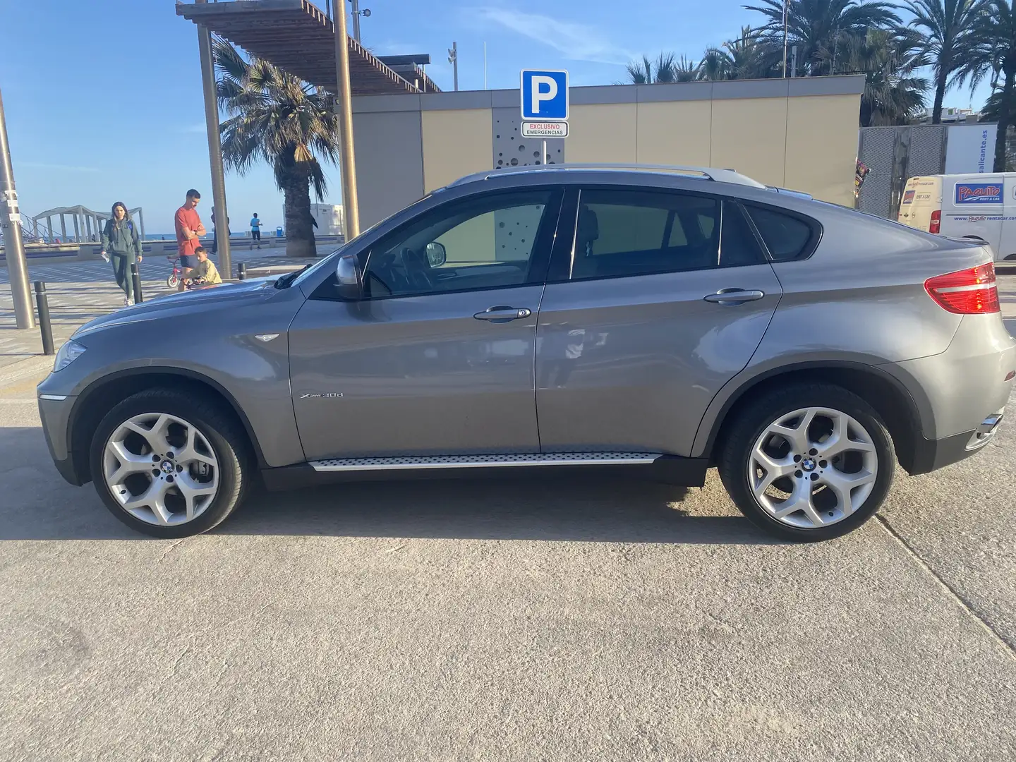BMW X6 xDrive 30dA - 2