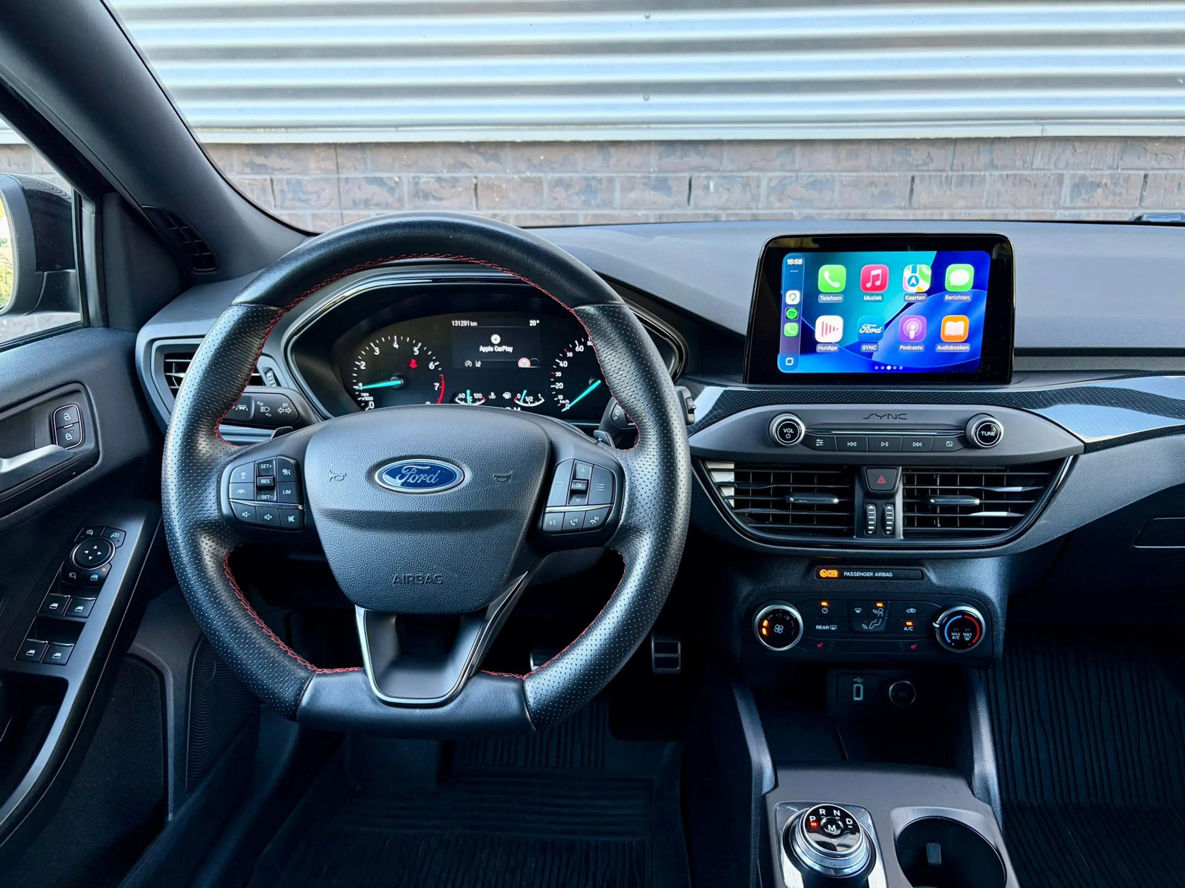 Ford Focus Wagon 1.5 EcoBoost ST Line AUTOMAAT|CARPLAY|STOELV — photo 6