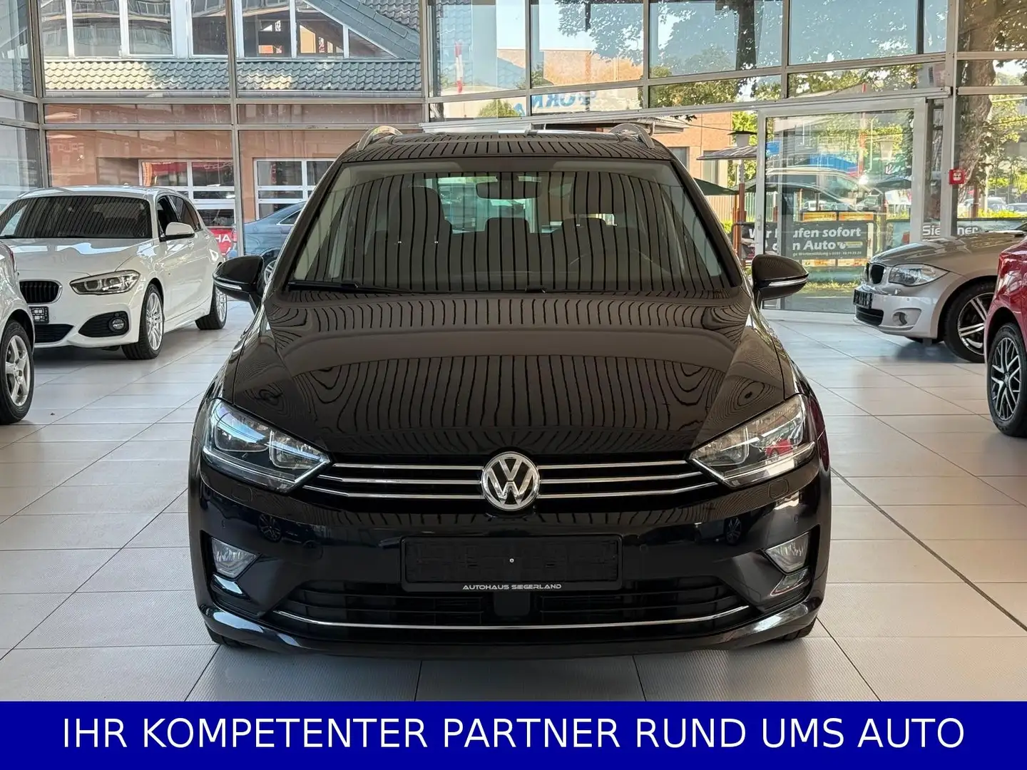 Volkswagen Golf Sportsvan VII Highline BMT/Start-Stopp Negro - 2