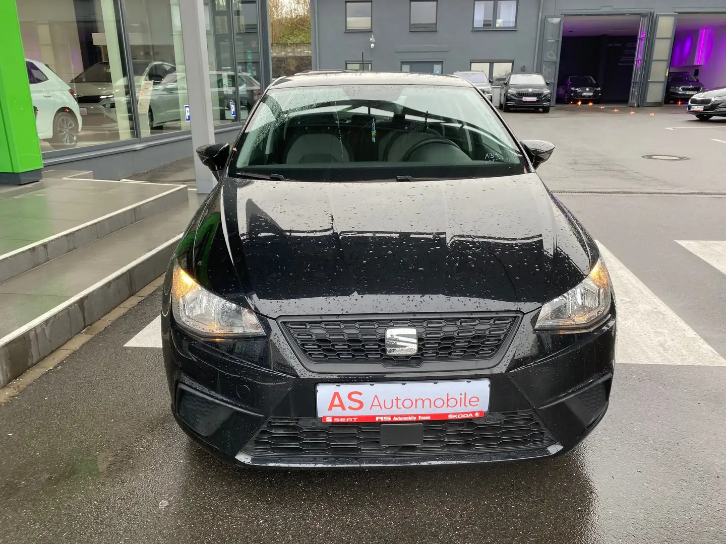 SEAT Ibiza Style Schwarz - 2