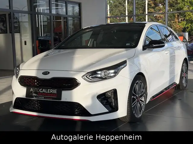 Kia ProCeed