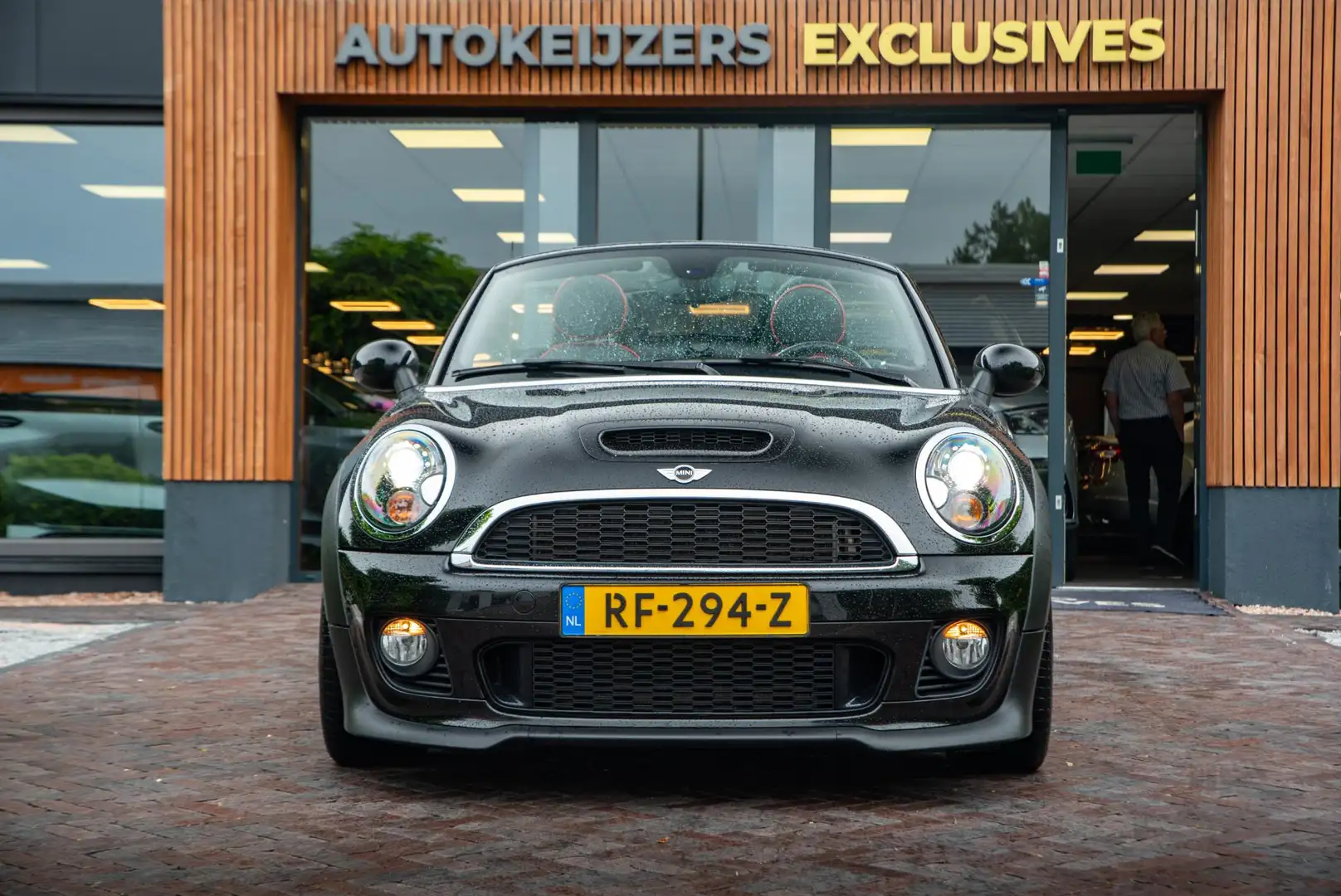 MINI Cooper SD Roadster Mini 2.0 Chili Xenon Leer Stoelverw. Navigatie PDC Zwart - 2