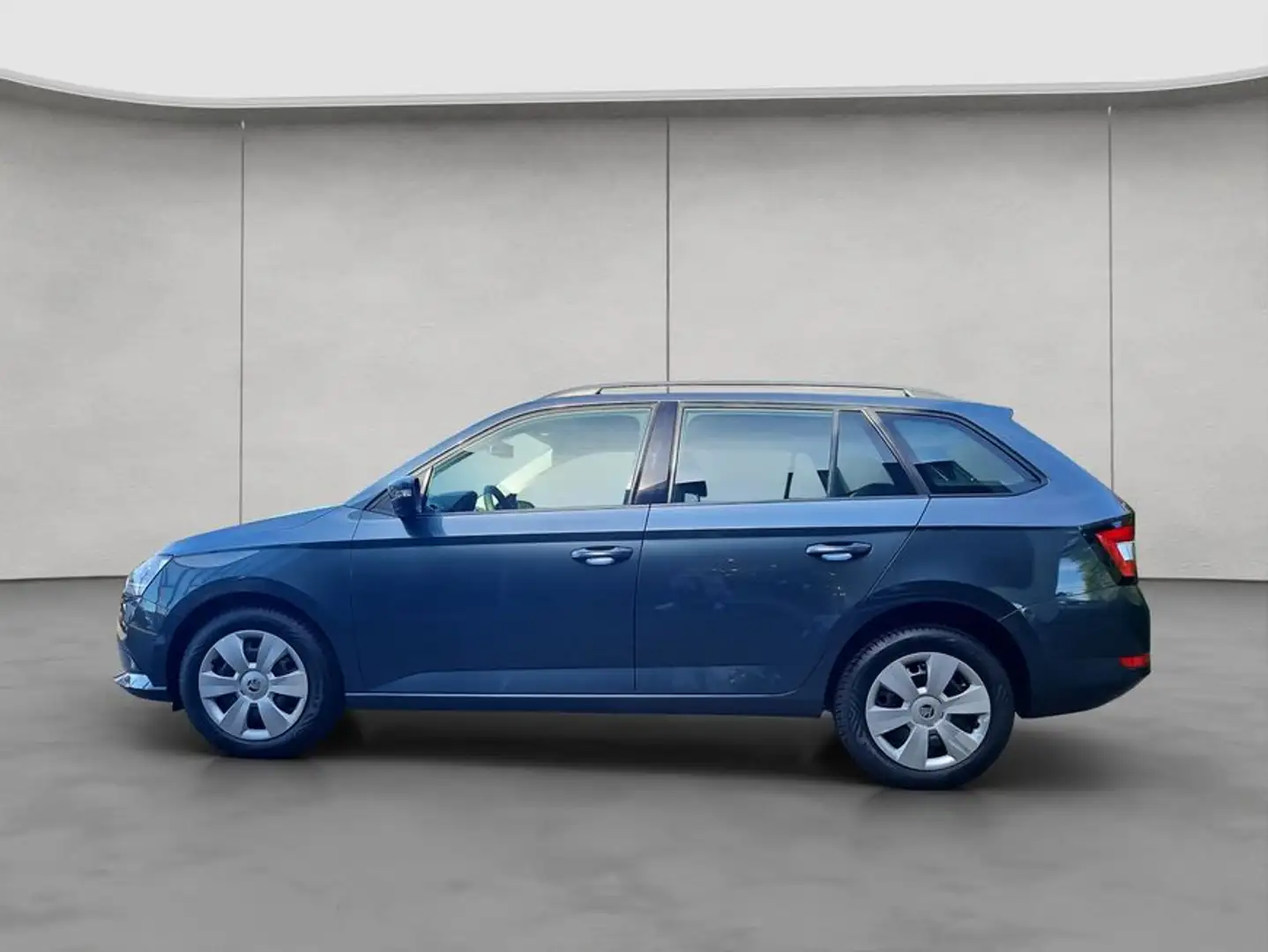 Skoda Fabia Combi Active Gris - 2