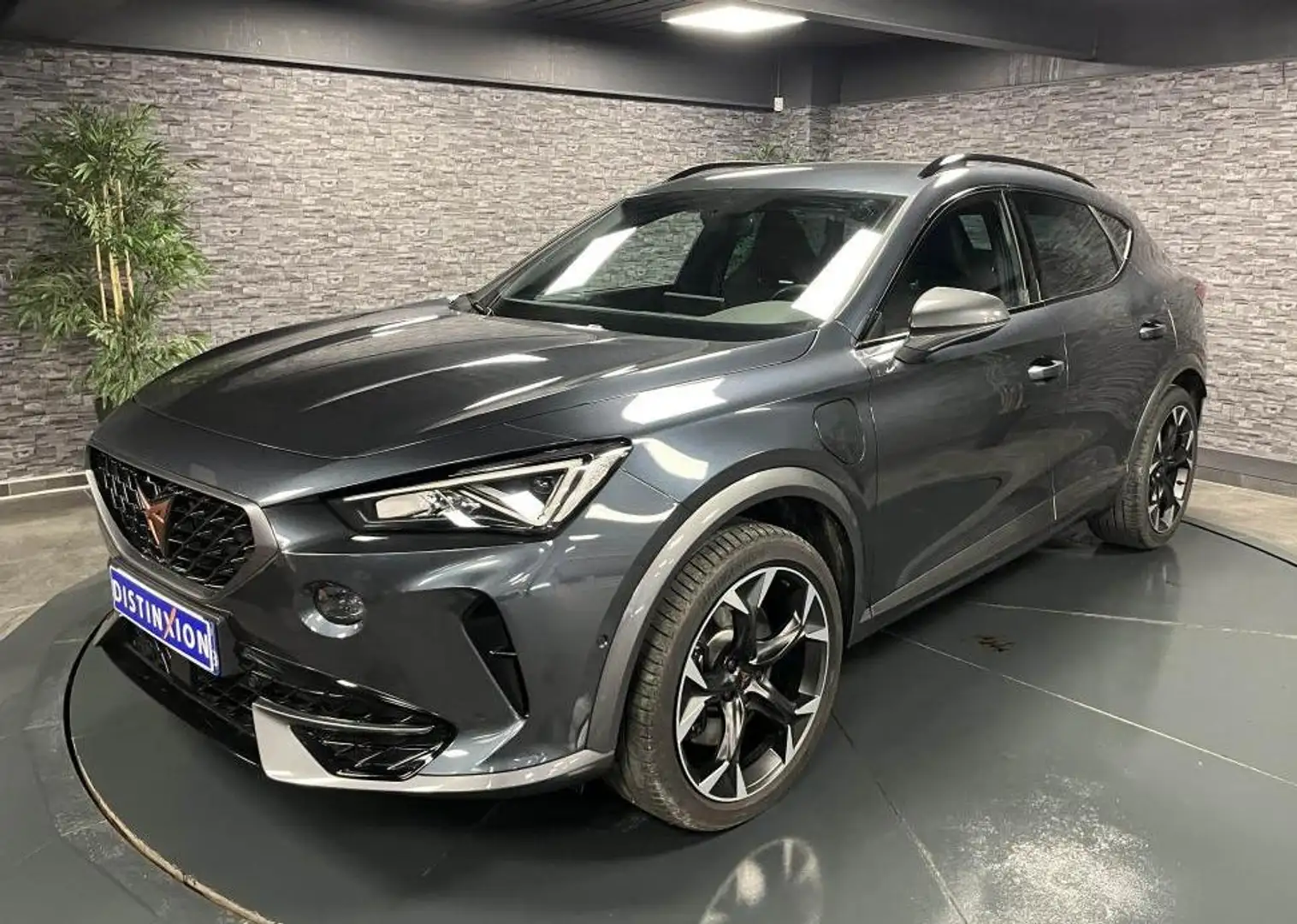 CUPRA Formentor Formentor 1.4 e-Hybrid - 245 - BV DSG 6  VZ Gris - 1