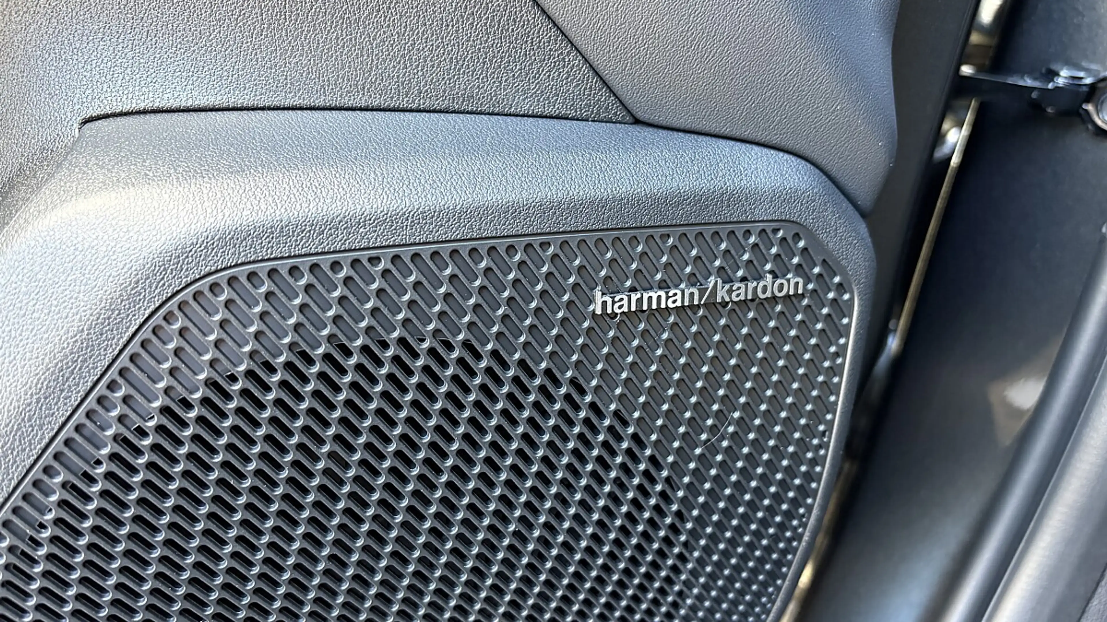 Kia K4 Kombi 1,0 TGDI 48V Gold DCT — photo 11