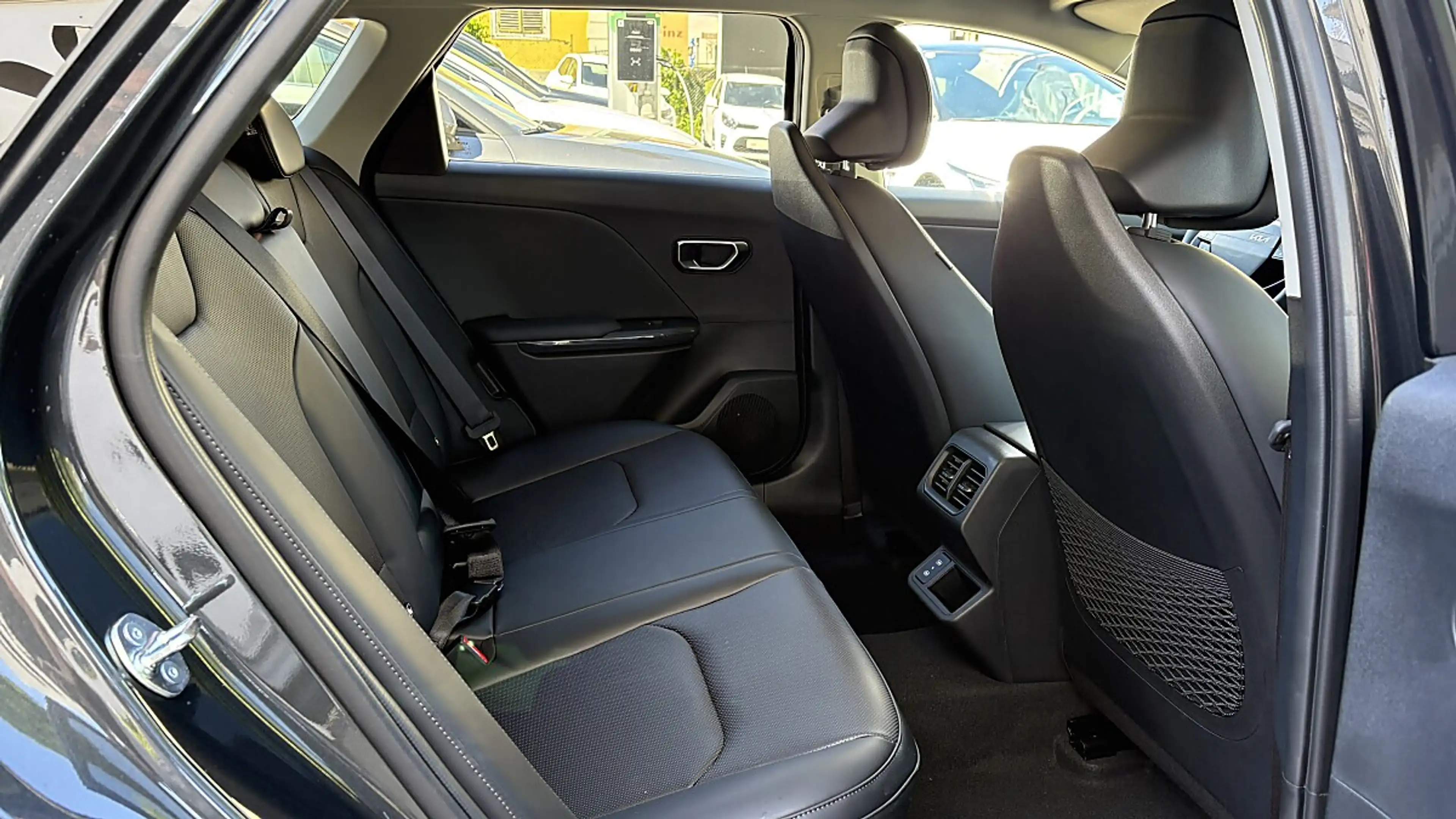 Kia K4 Kombi 1,0 TGDI 48V Gold DCT — photo 6