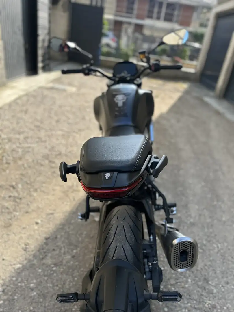 Voge 500AC - 1