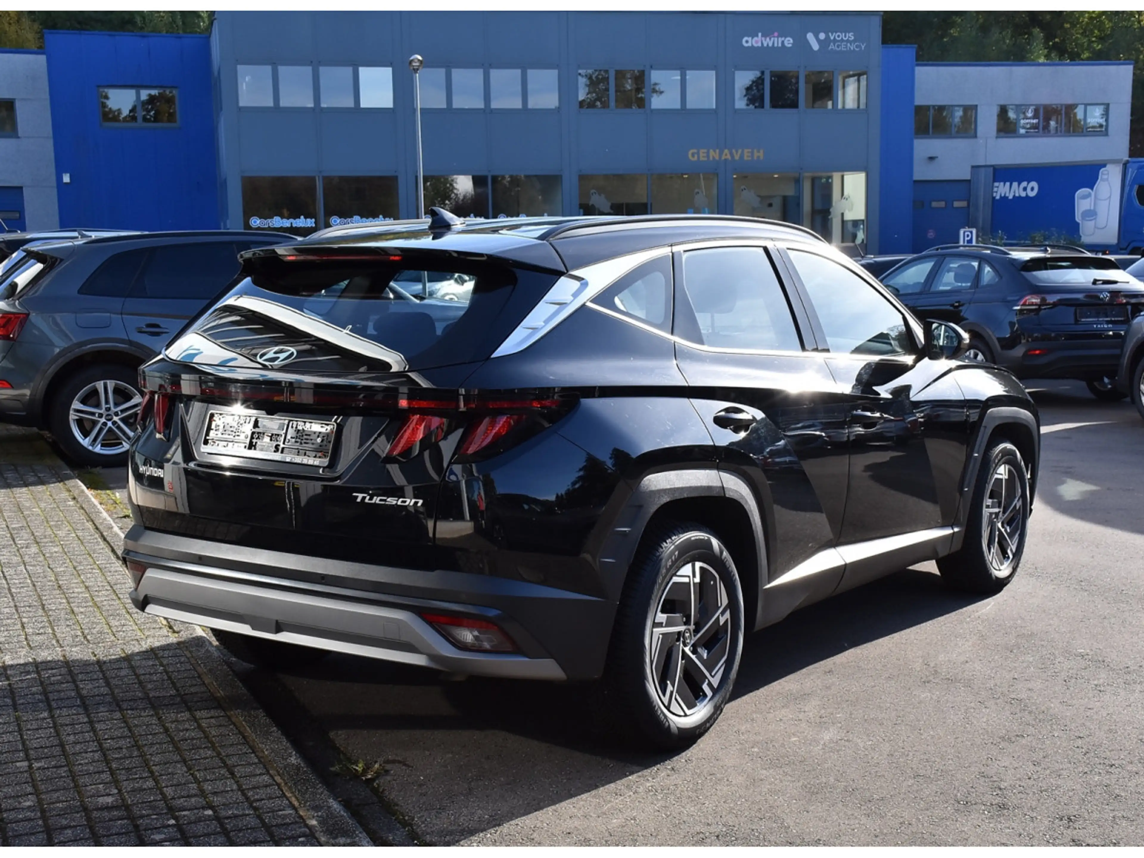 Hyundai TUCSON 1.6 T-GDI MHEV Trend DCT LANE BLIS GPS CAM KEYLESS — photo 4