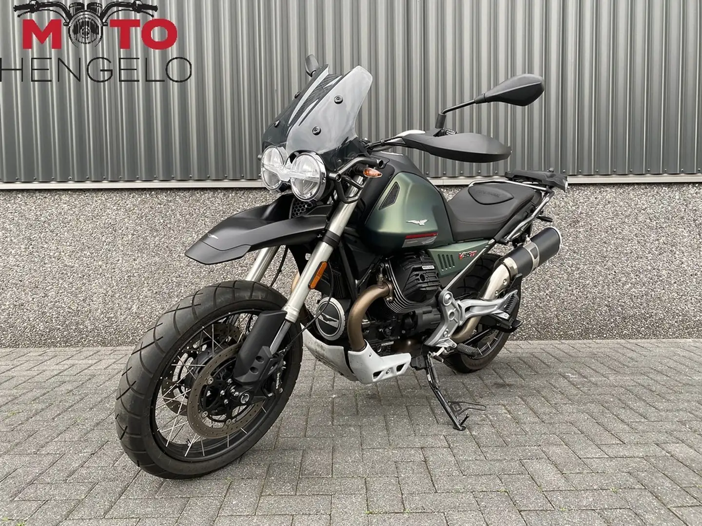 Moto Guzzi V 85 TT Groen - 2