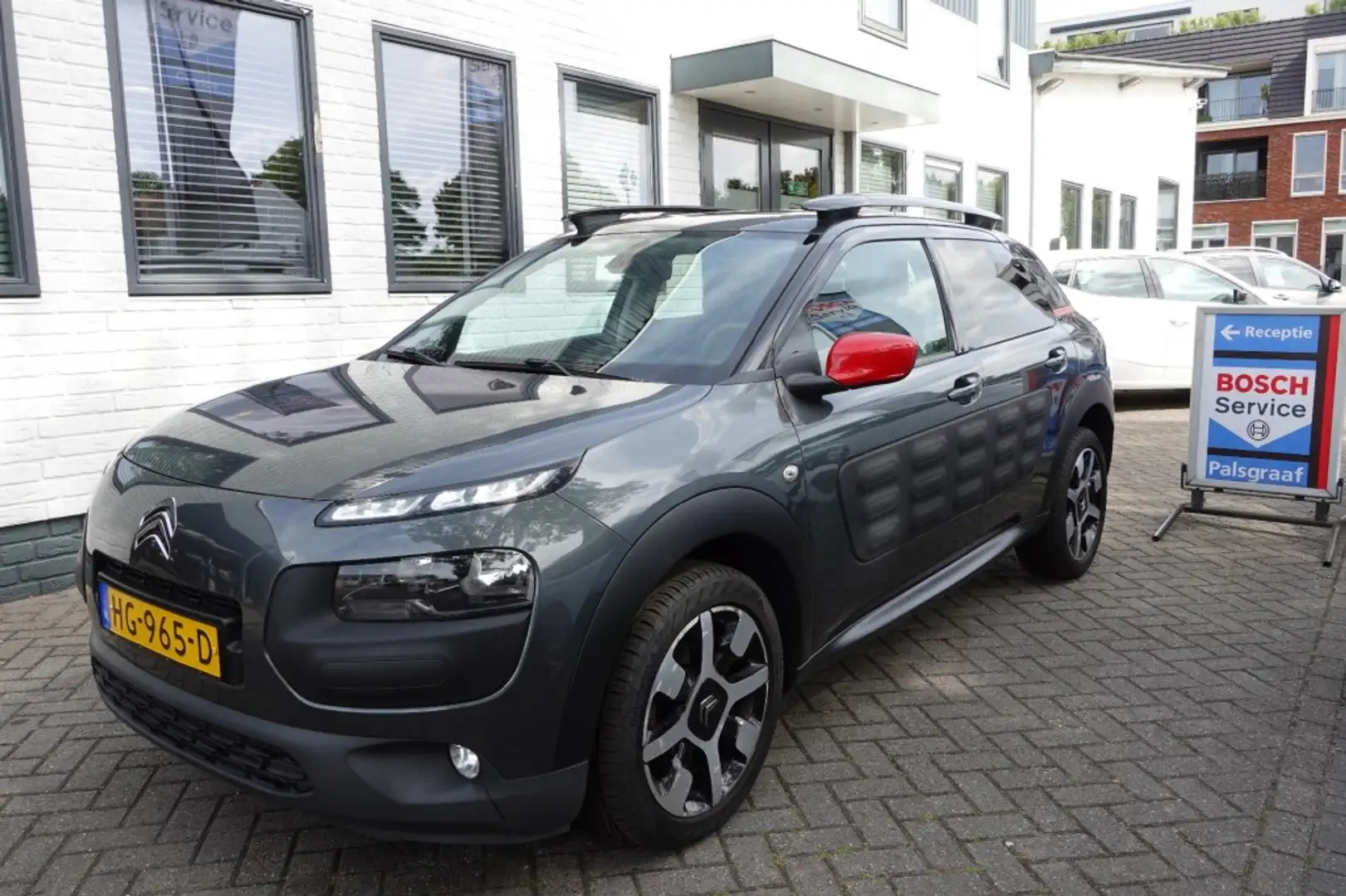 Citroen C4 Cactus 1.2 E-THP SHINE Nw distributie Grau - 1
