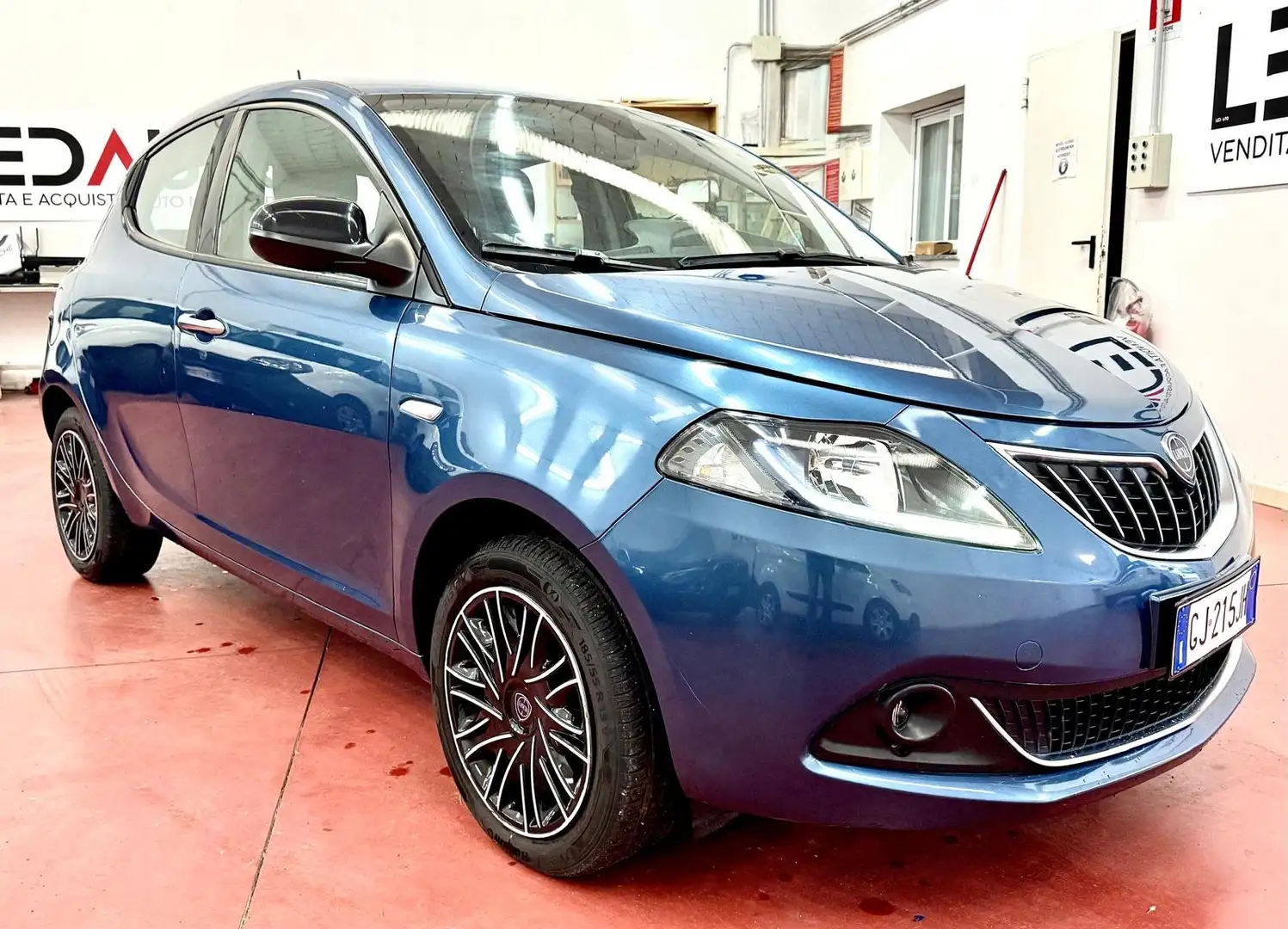 Lancia Ypsilon Ypsilon III 2021 1.0 firefly hybrid Gold s Bleu - 1