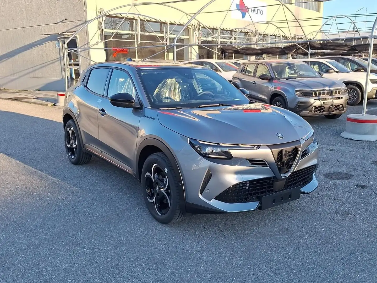 Alfa Romeo Junior JUNIOR IBRIDA SPECIALE1.2 145CV DCT PACK PREMIUM!! Gris - 1