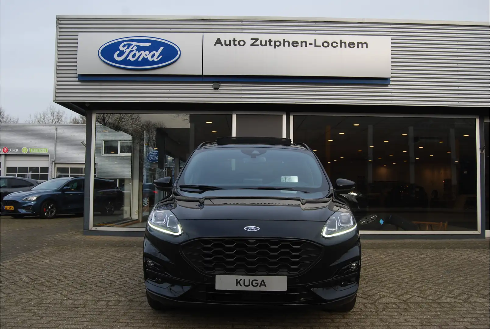 Ford Kuga 1.5 EcoBoost 150PK ST-Line X TREKHAAK ELEKTR | PAN Schwarz - 2