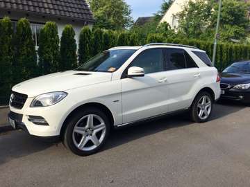 ML 350 BlueTEC 4MATIC 7G-TRONIC
