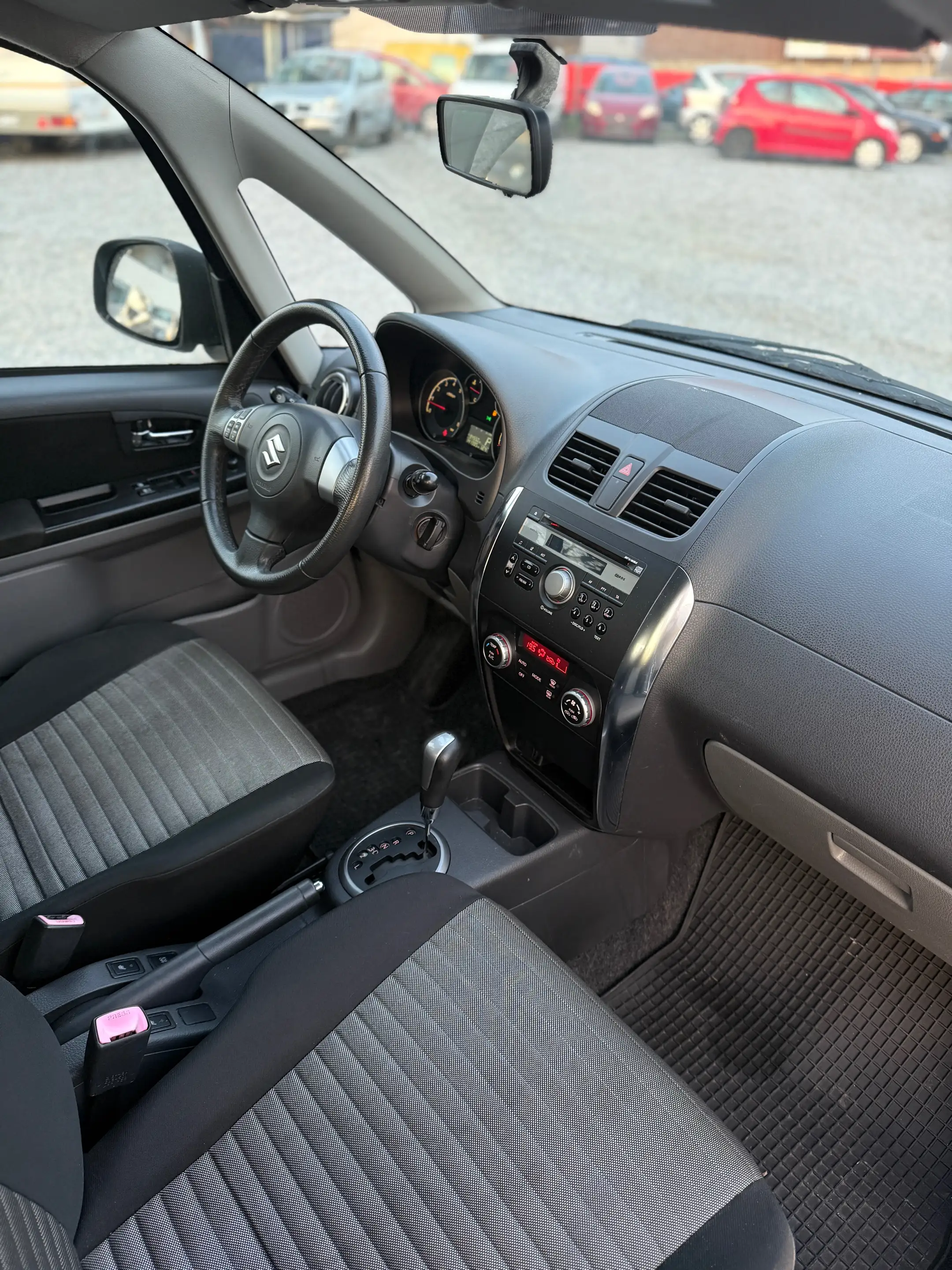 Suzuki SX4 Automatik | Steuerkette NEU | TÜV NEU | Keyless GO | AHK | — photo 9