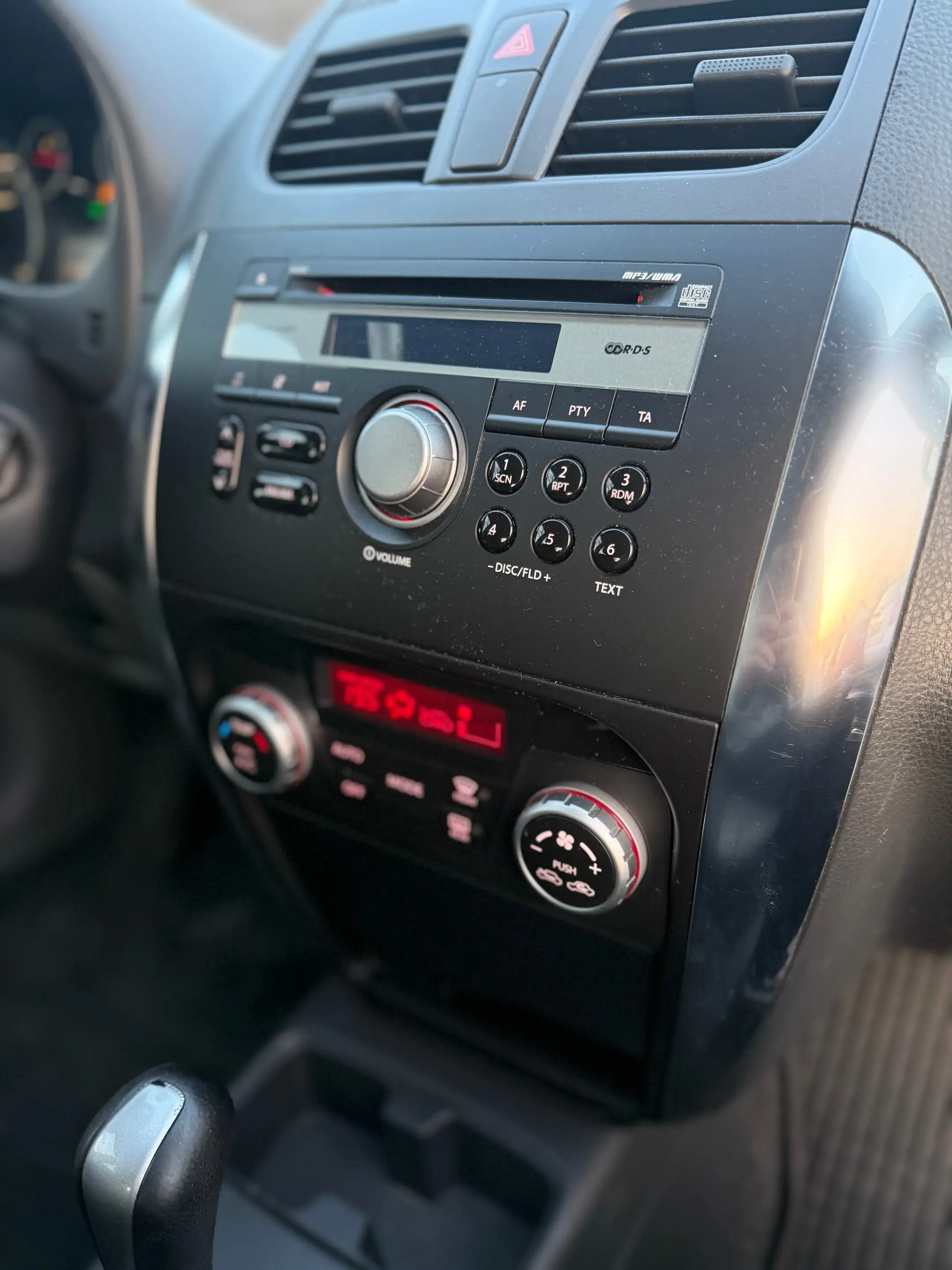 Suzuki SX4 Automatik | Steuerkette NEU | TÜV NEU | Keyless GO | AHK | — photo 10