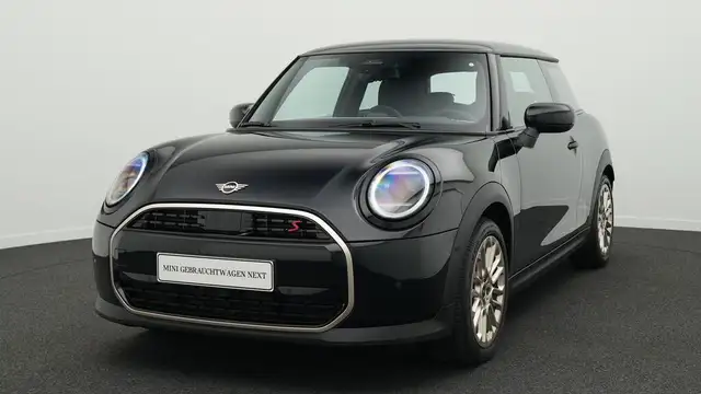 MINI Cooper S Favoured Trim