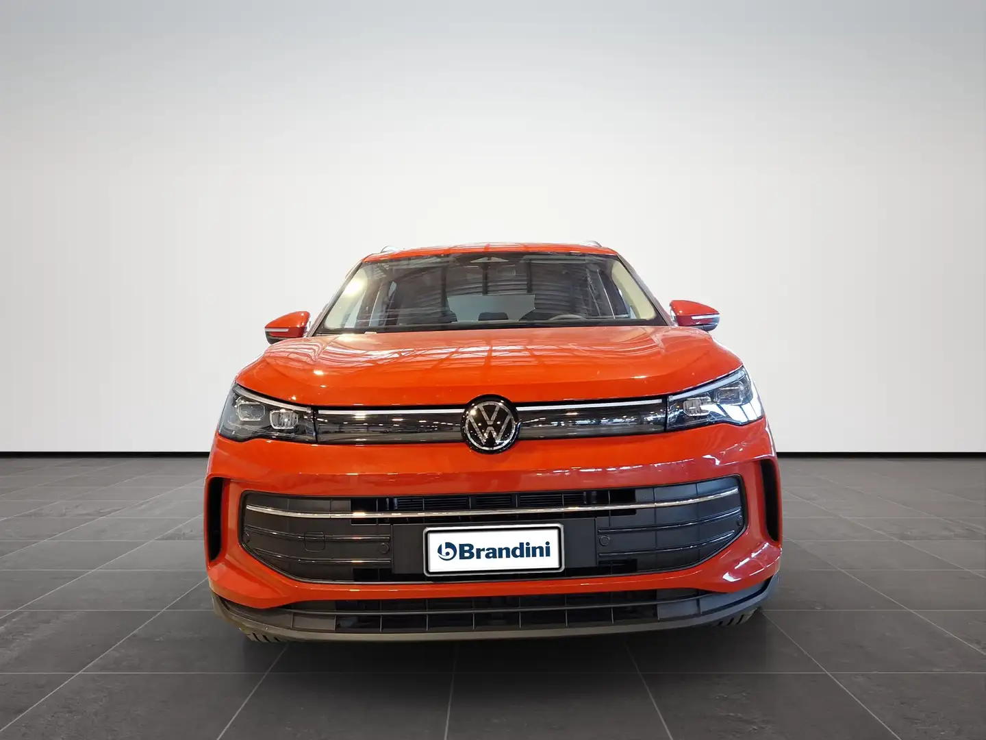 Volkswagen Tiguan 1.5 eTSI ACT Edition Plus Rosso - 2