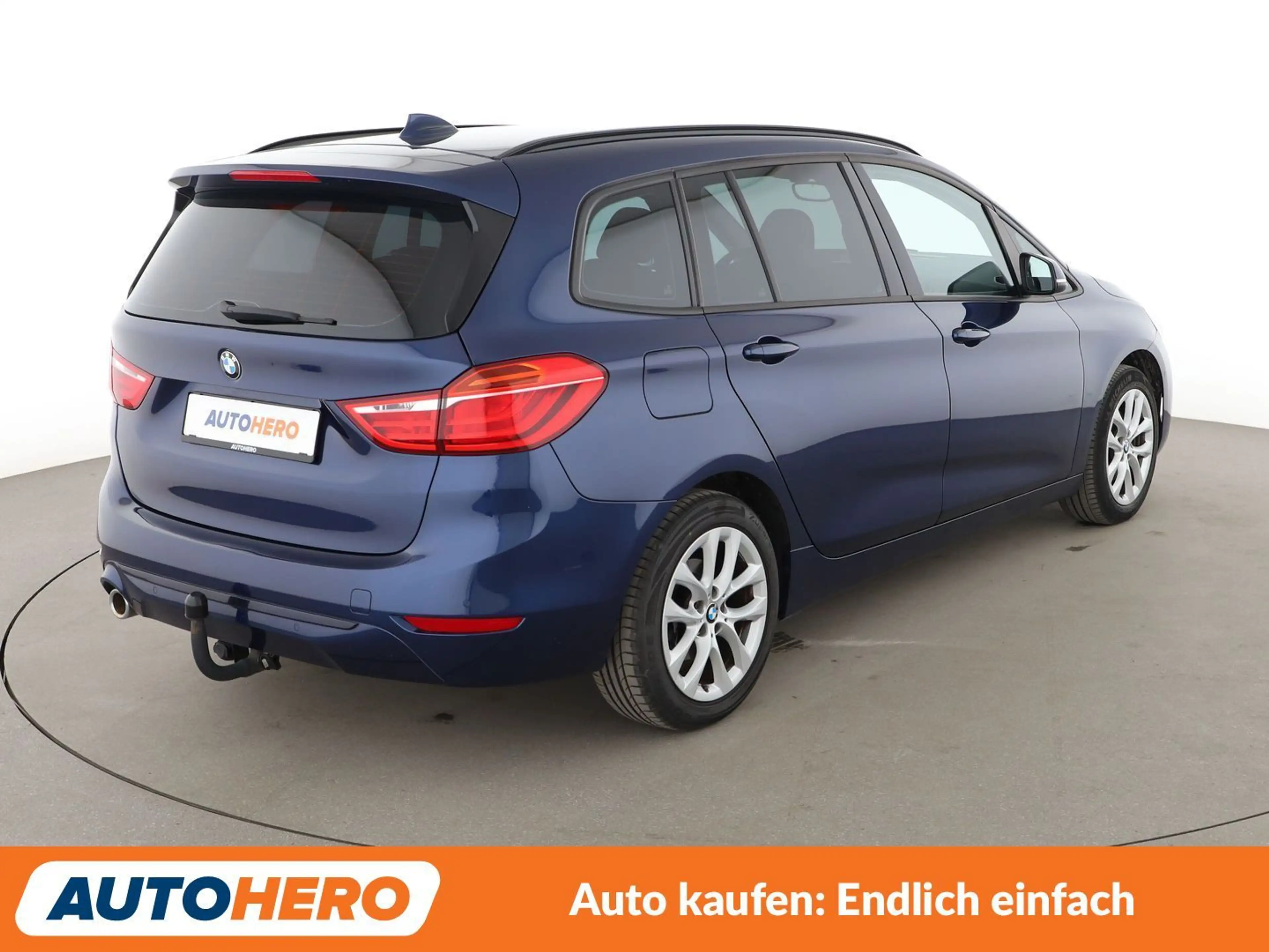 BMW 216 216i Gran Tourer Sport Line *NAVI*LED*PDC*TEMPO* — photo 6