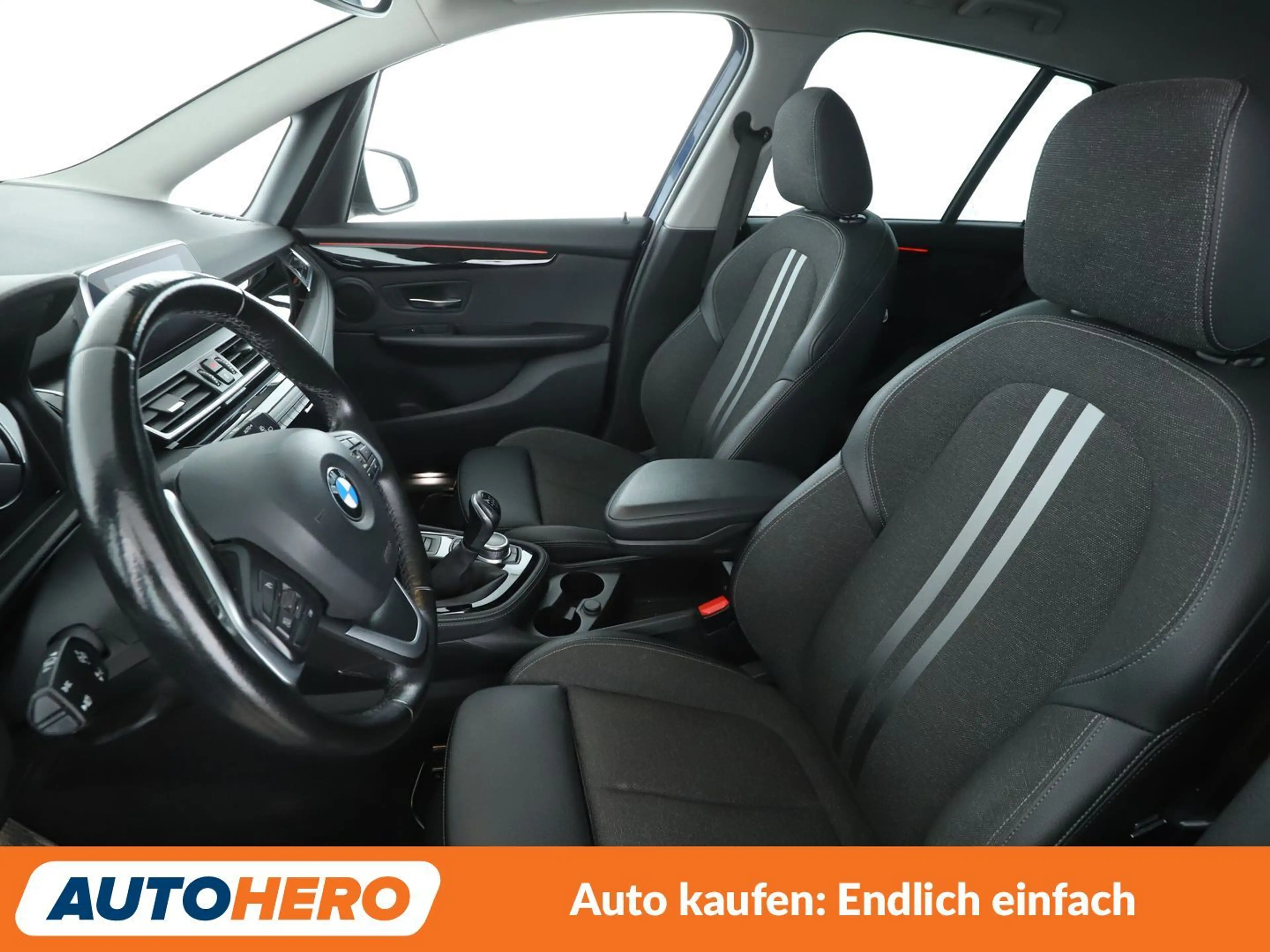 BMW 216 216i Gran Tourer Sport Line *NAVI*LED*PDC*TEMPO* — photo 10