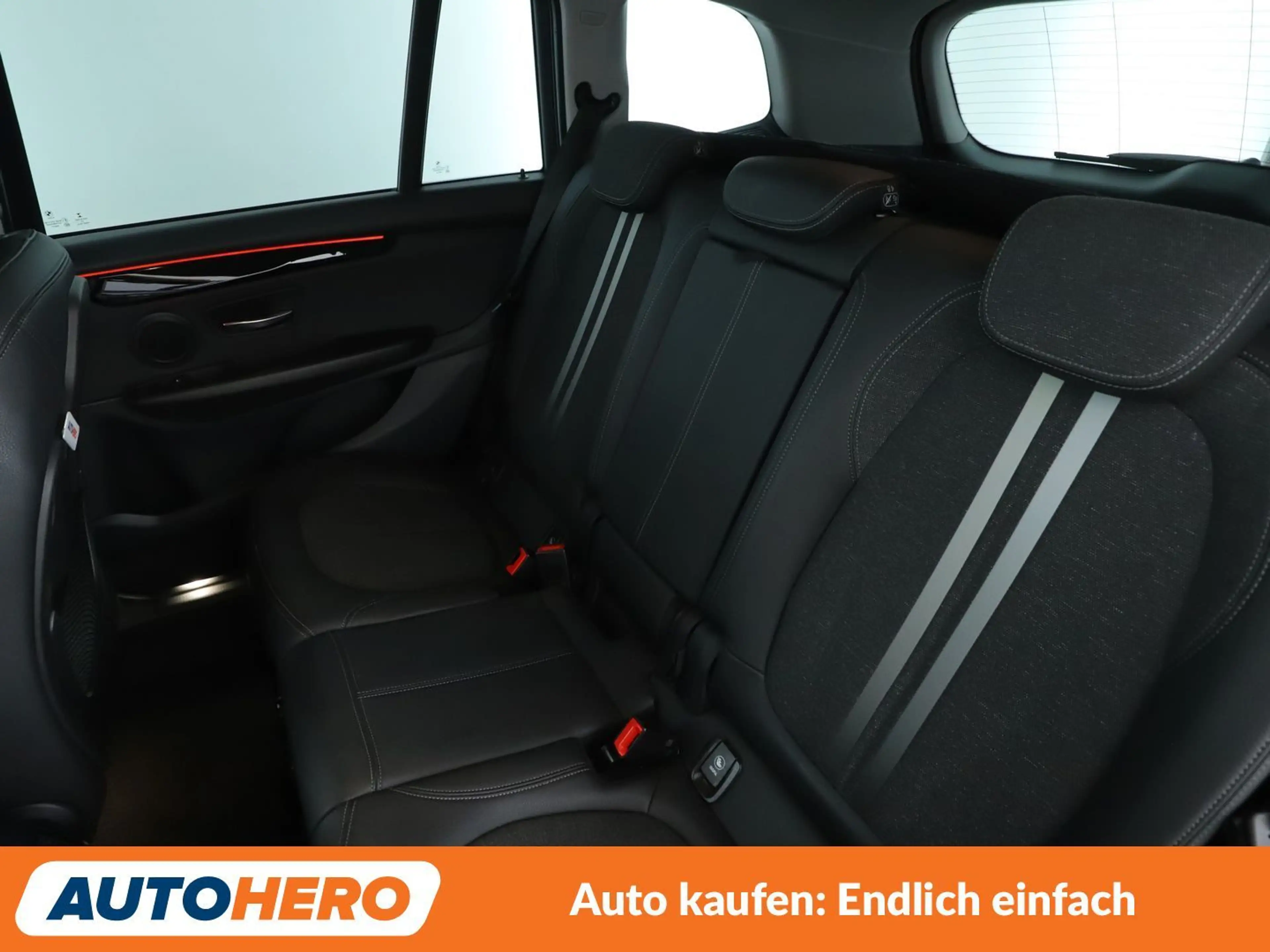 BMW 216 216i Gran Tourer Sport Line *NAVI*LED*PDC*TEMPO* — photo 14