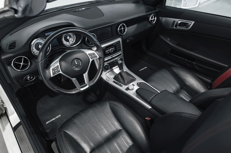 Mercedes-Benz SLK 200 — photo 11