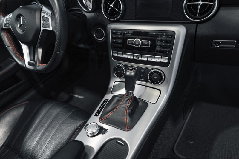 Mercedes-Benz SLK 200 — photo 15