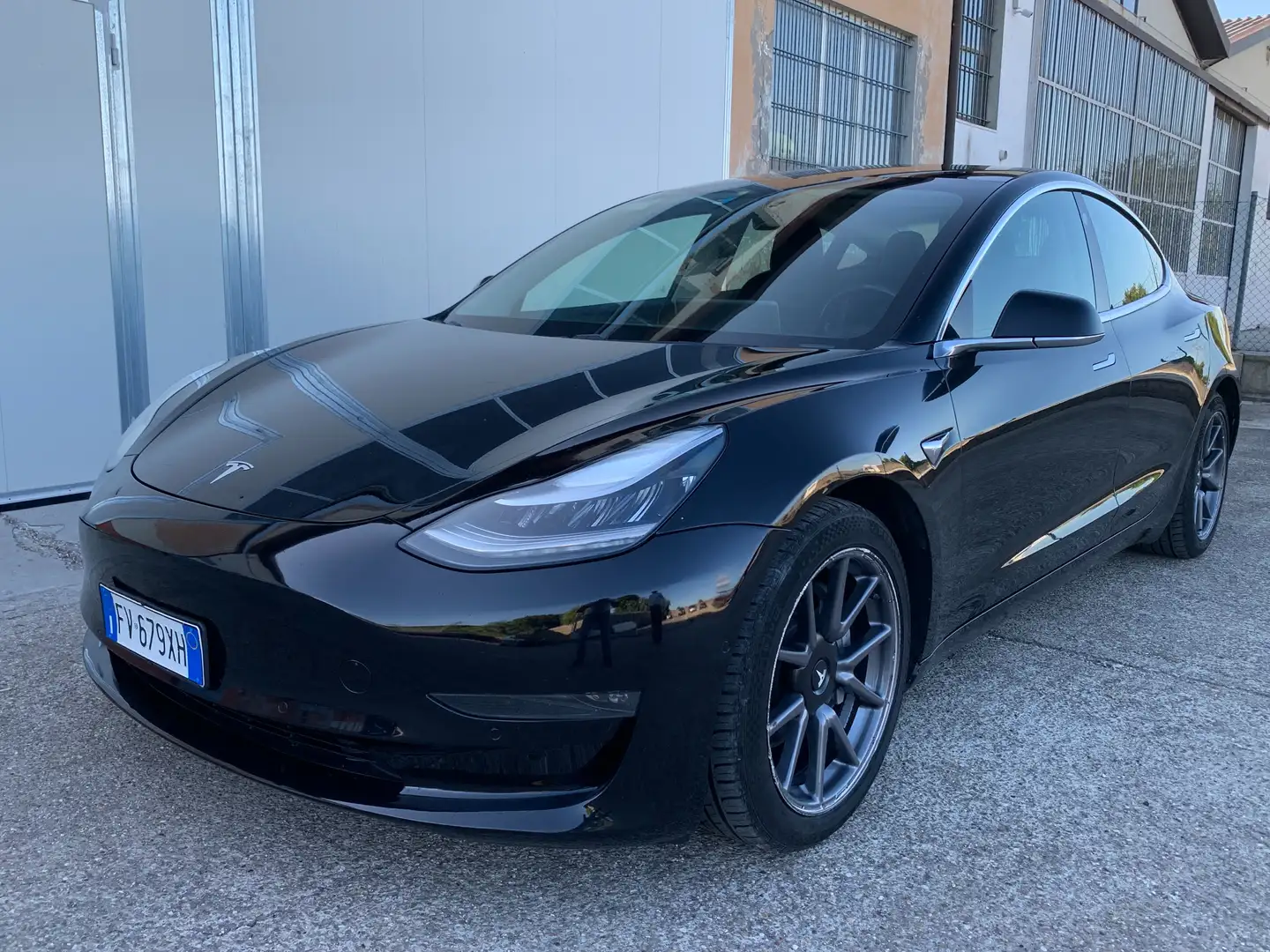 Tesla Model 3 Long Range Dual Motor awd Noir - 1