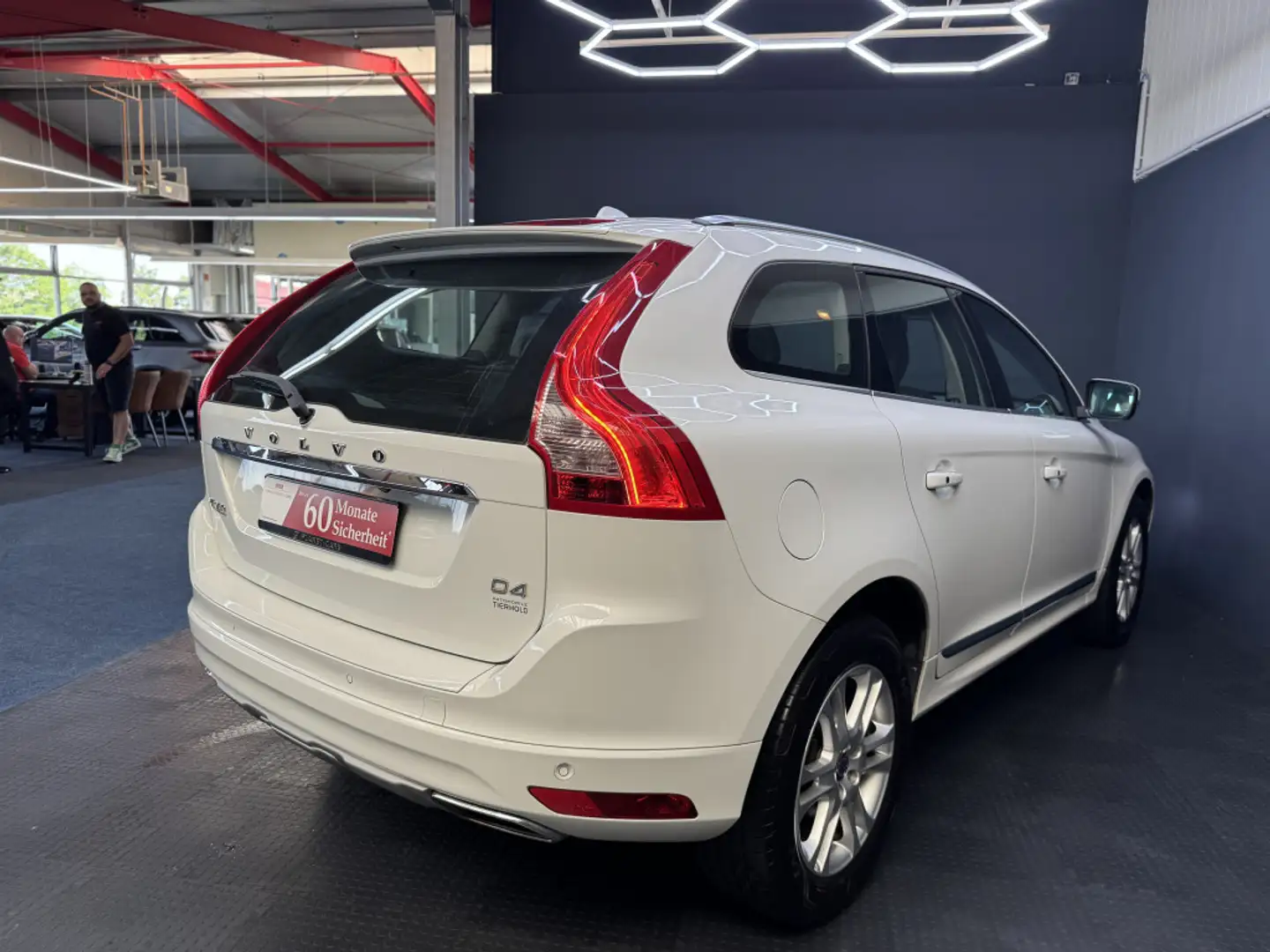 Volvo XC60 Summum*3JGarantie*DAB*NAVI*KAMERA*TOP* - 2