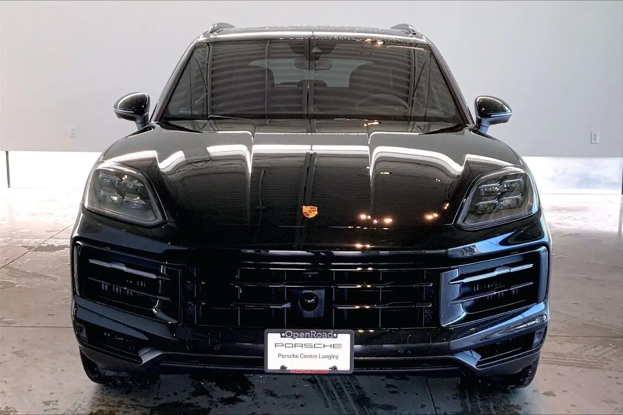 Porsche Cayenne снимка Porsche Cayenne