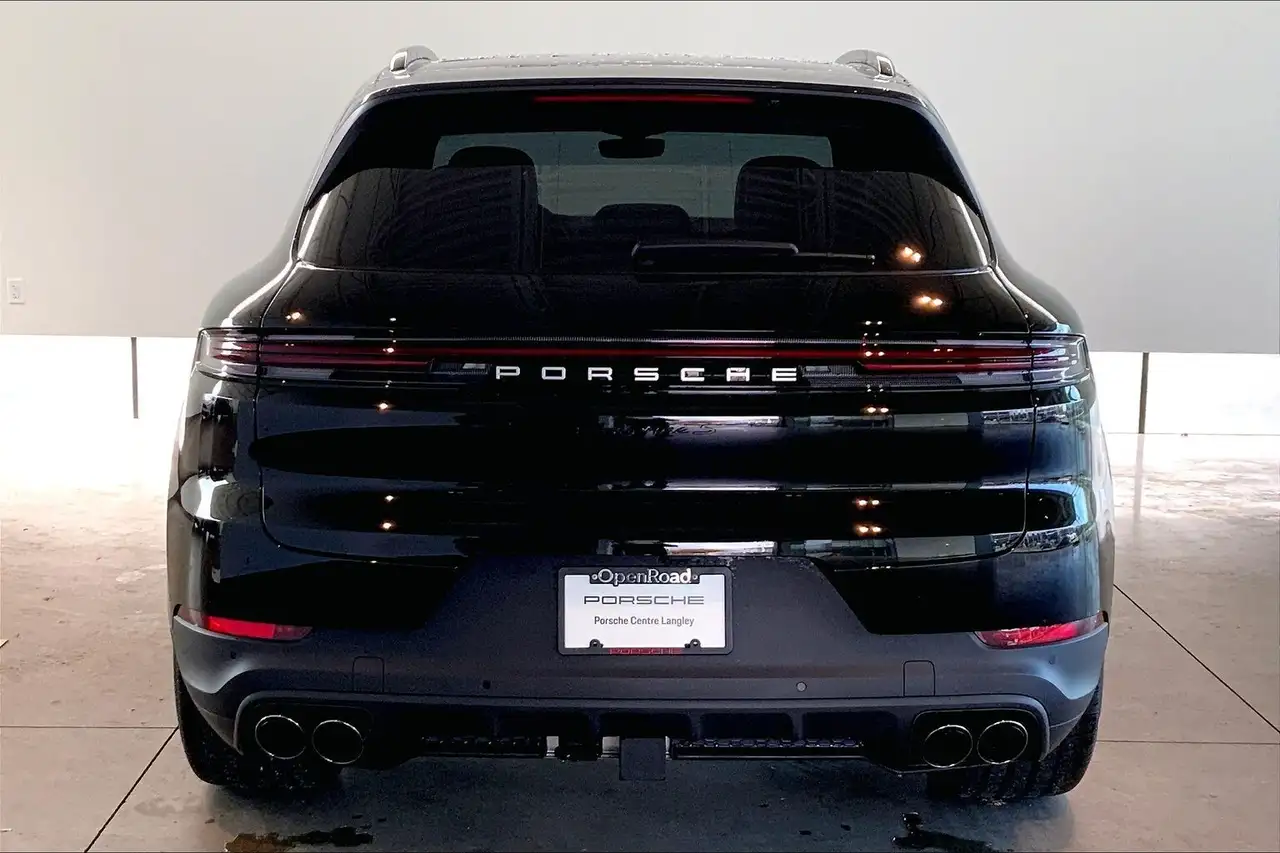 Porsche Cayenne снимка Porsche Cayenne