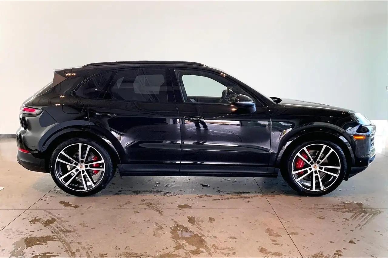 Porsche Cayenne снимка Porsche Cayenne
