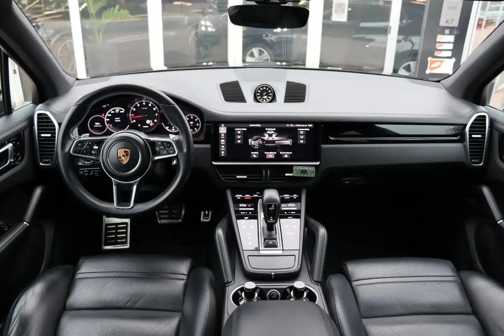 Porsche Cayenne 3.0 | PANO | MATRIX | CHRONO | SPORTSTOELEN | BOSE Zwart - 2