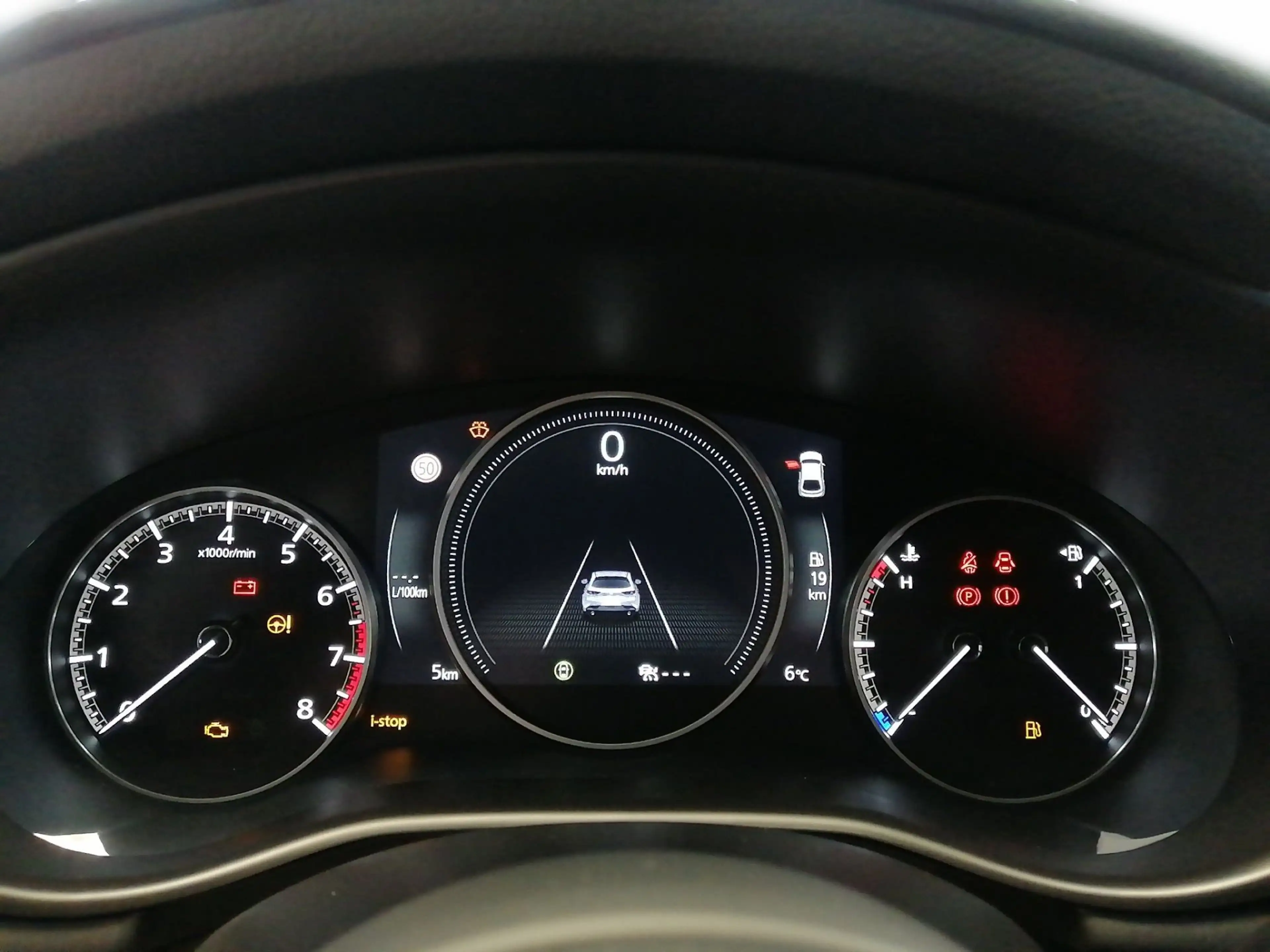 Mazda 3 G140 HOMURA 1,99% Leasing — photo 6