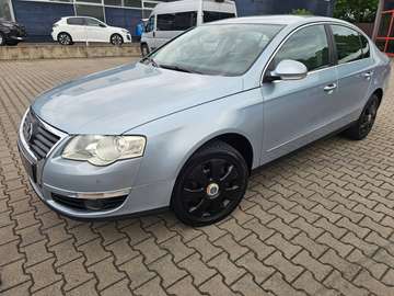 Passat 1.6 FSI Highline,PDC,Klimatronik,3-Hand,Tüv0672028