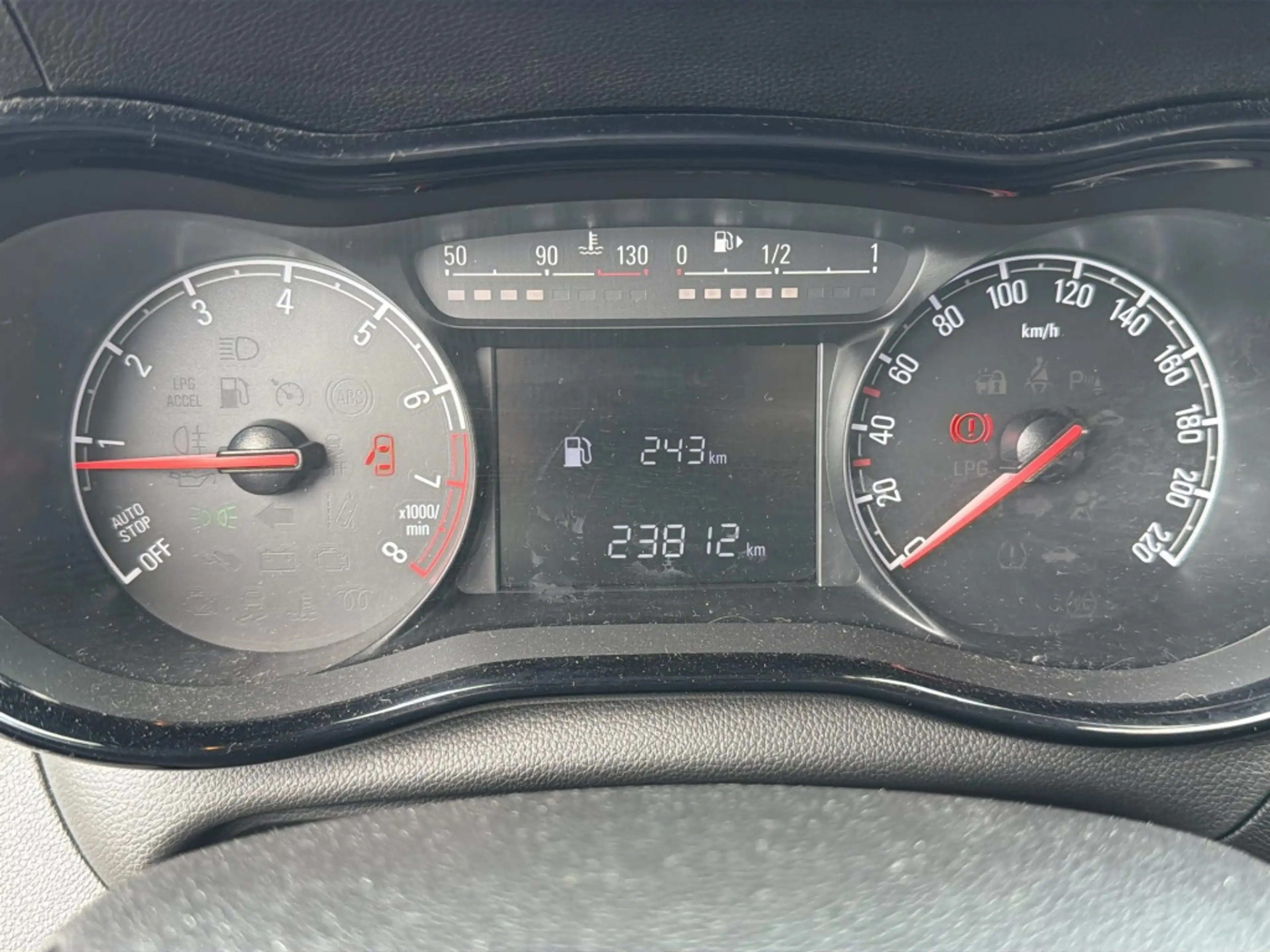 Opel Karl 1.0 Rocks Online Edition | Android Auto | parkeers — photo 21