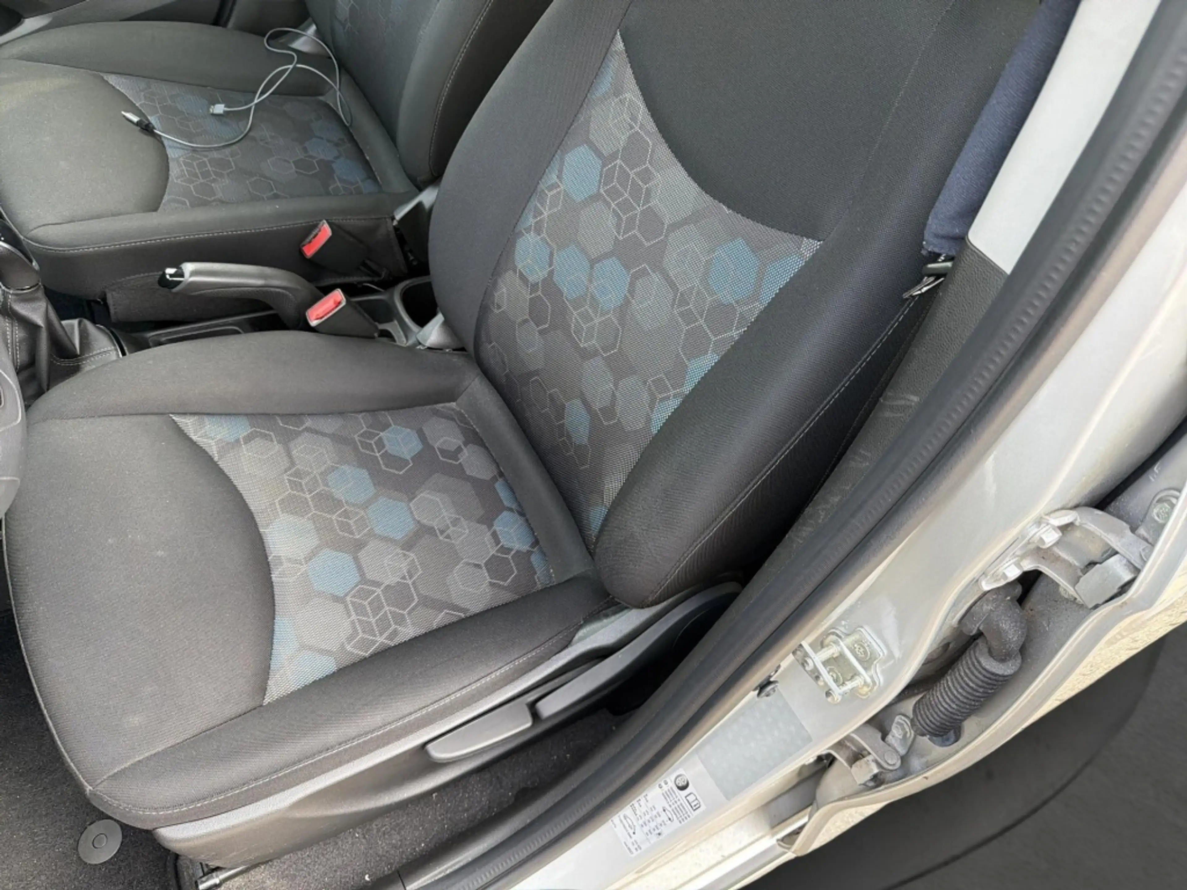 Opel Karl 1.0 Rocks Online Edition | Android Auto | parkeers — photo 20