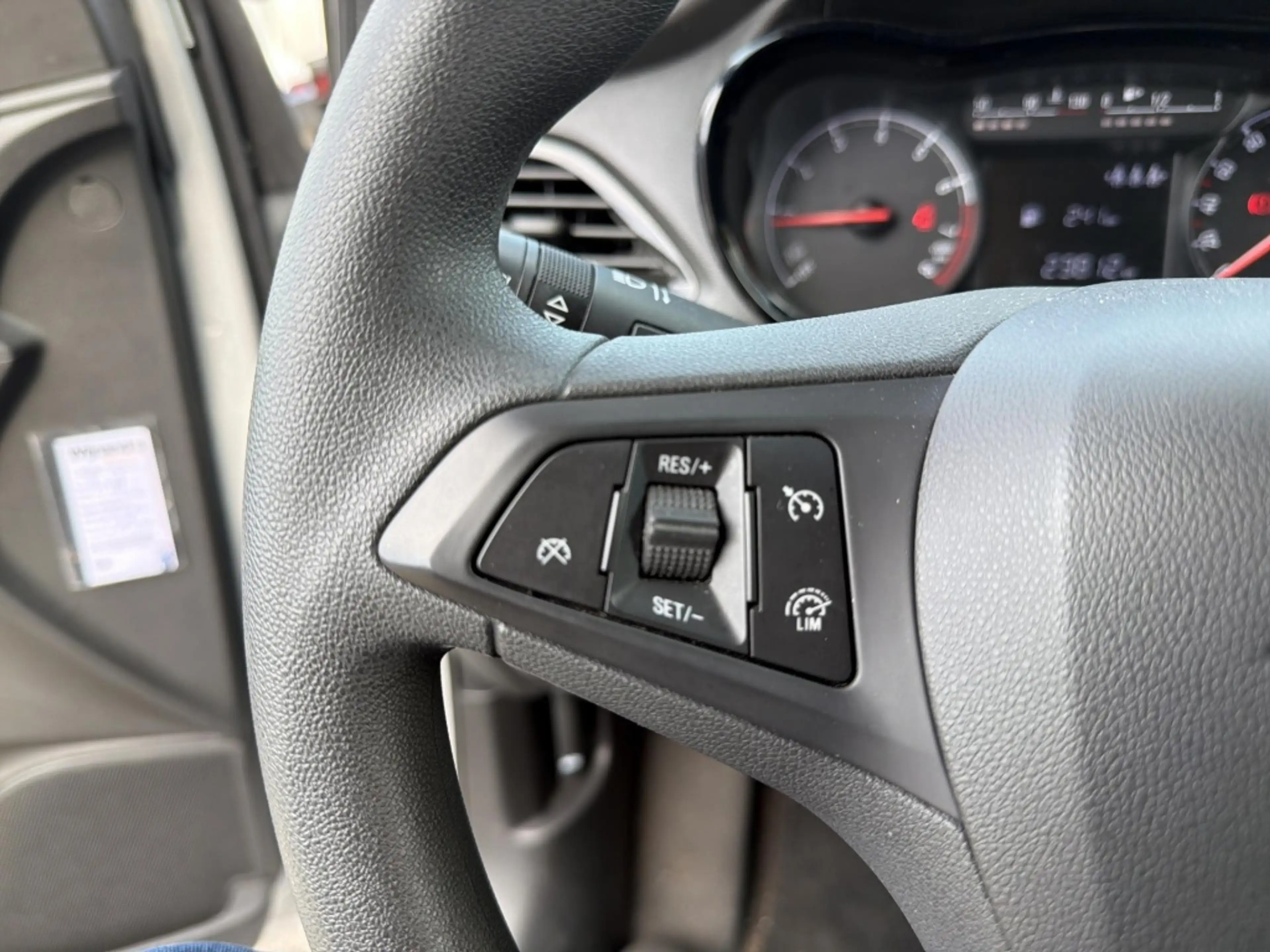 Opel Karl 1.0 Rocks Online Edition | Android Auto | parkeers — photo 12
