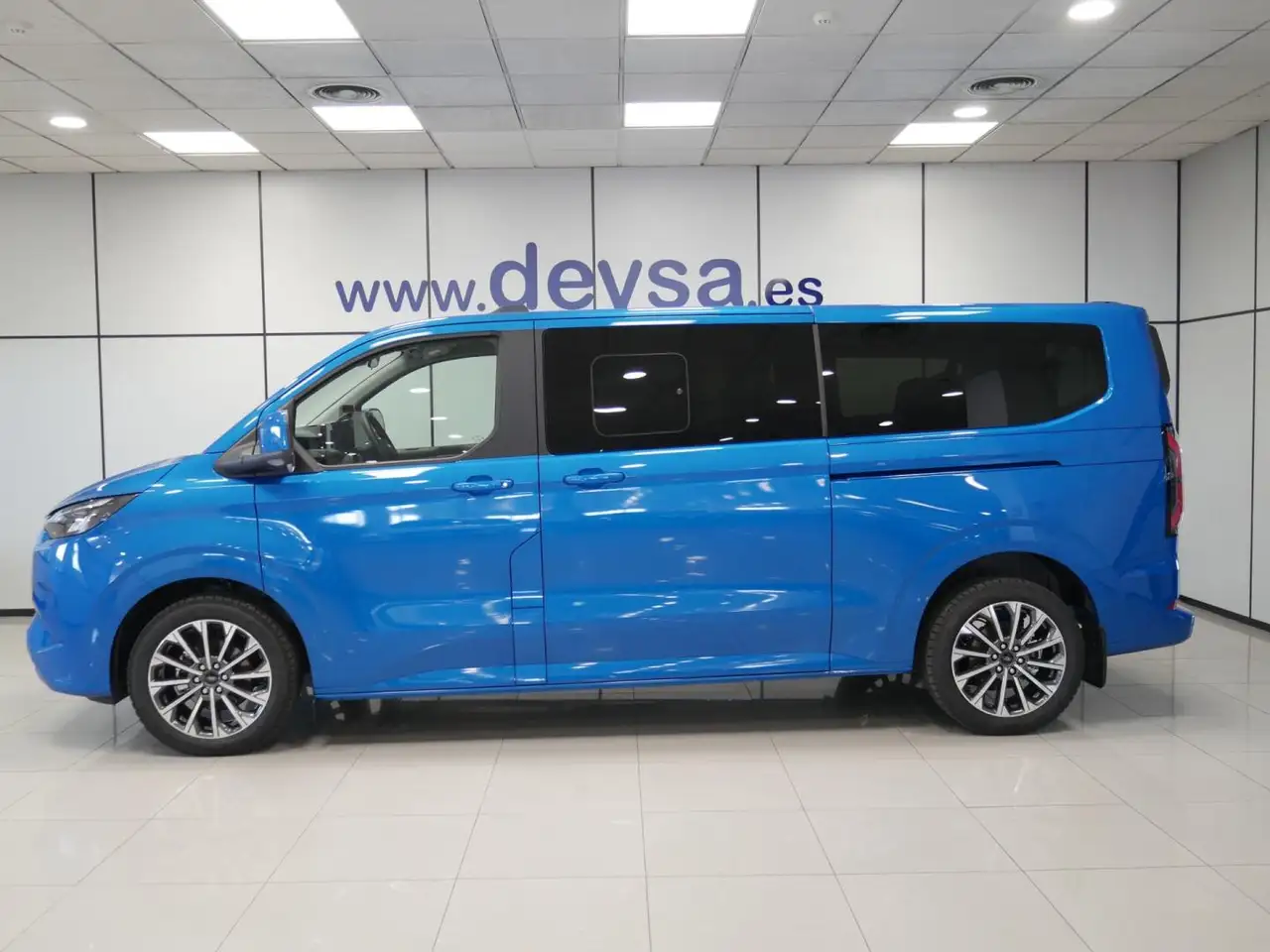 Ford Tourneo Custom 2026