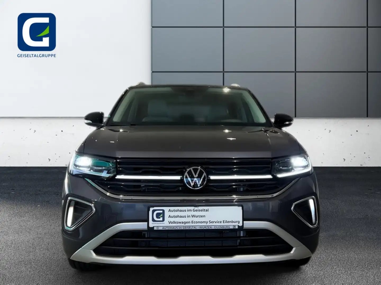 Volkswagen T-Cross 1.0 l TSI Style *DSG*AHK*LED*NAVI*KAMERA*KEYLESS*S Grau - 2