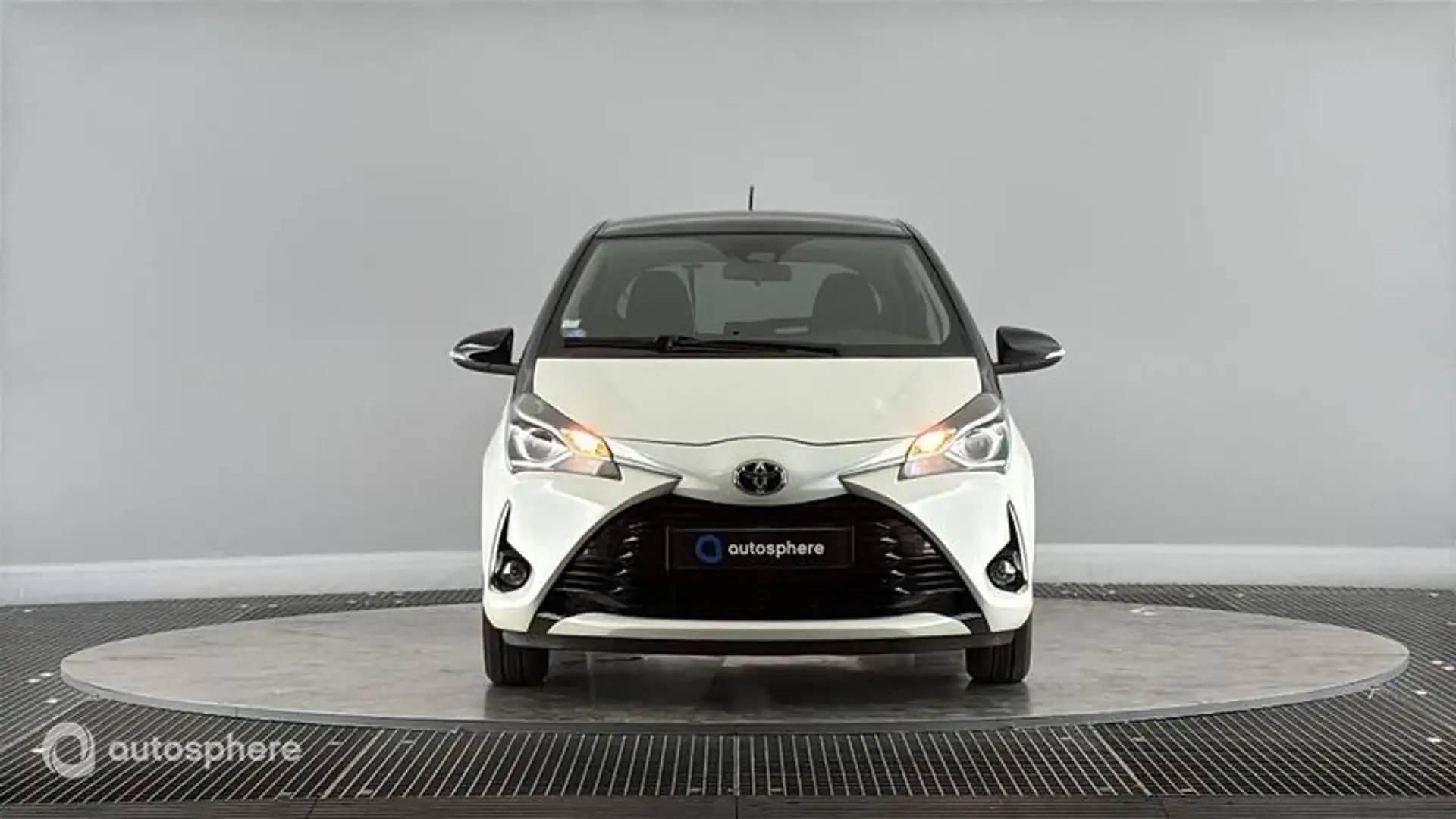 Toyota Yaris 110 VVT-i Design 5p RC18 - 2