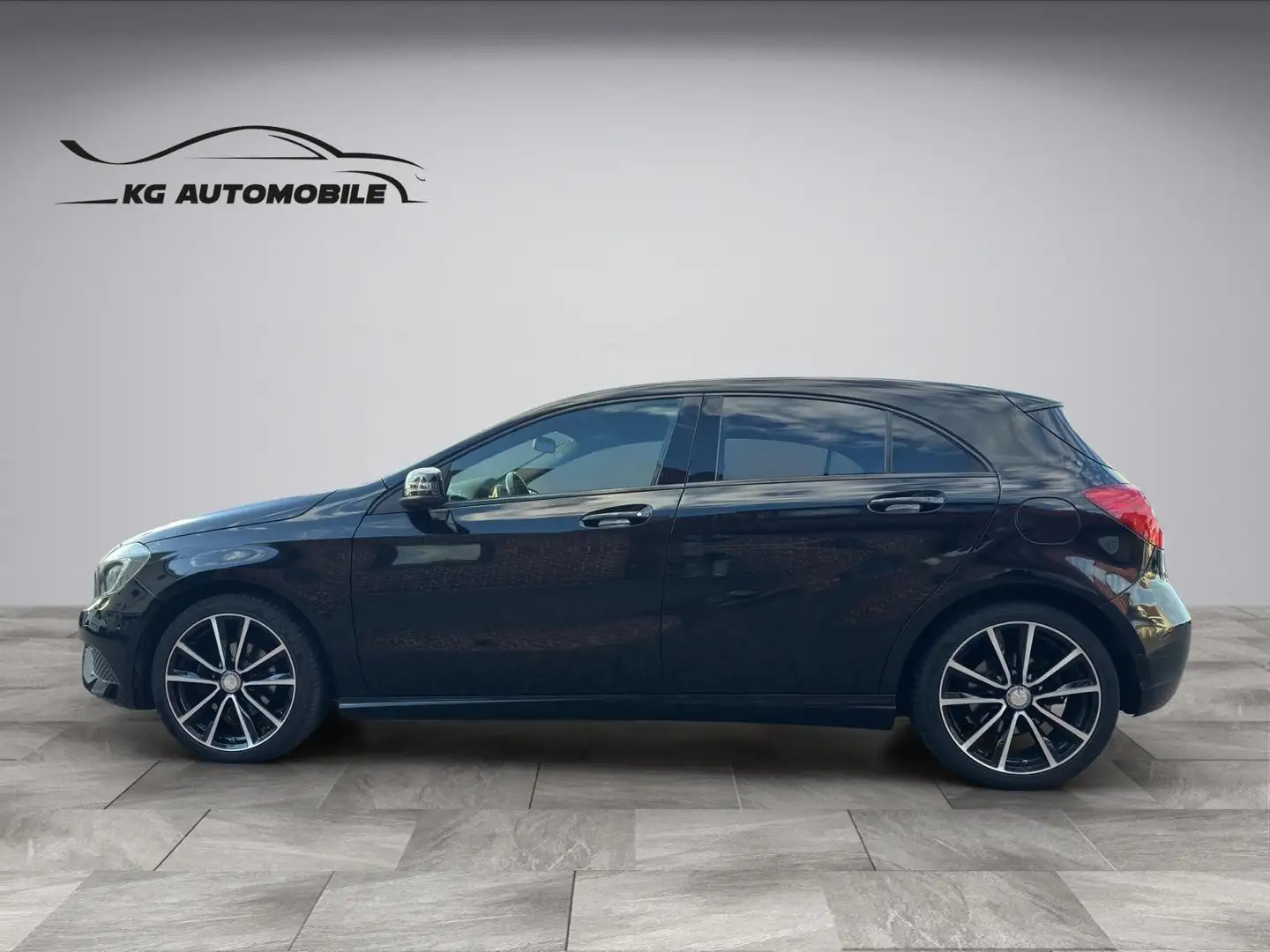 Mercedes-Benz A 180 A -Klasse A 180 CDI AMG Style Schwarz - 2